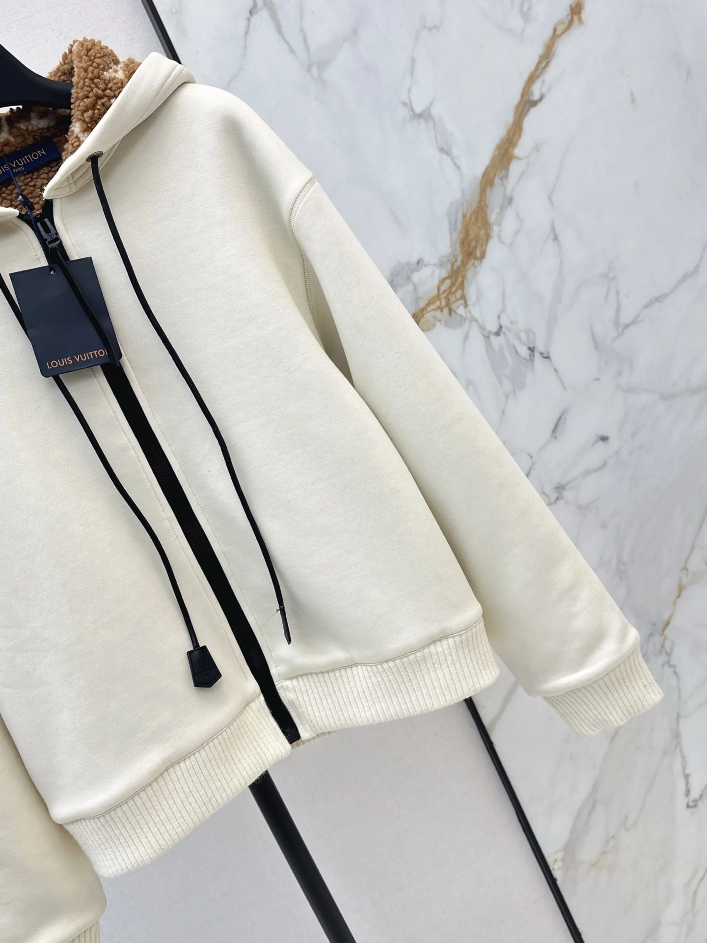 Louis 25fw drawstring jacket