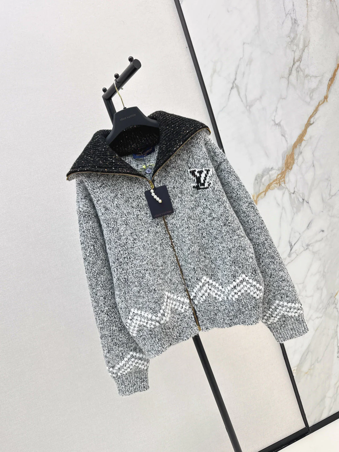 Loui 26ss hooded jacket