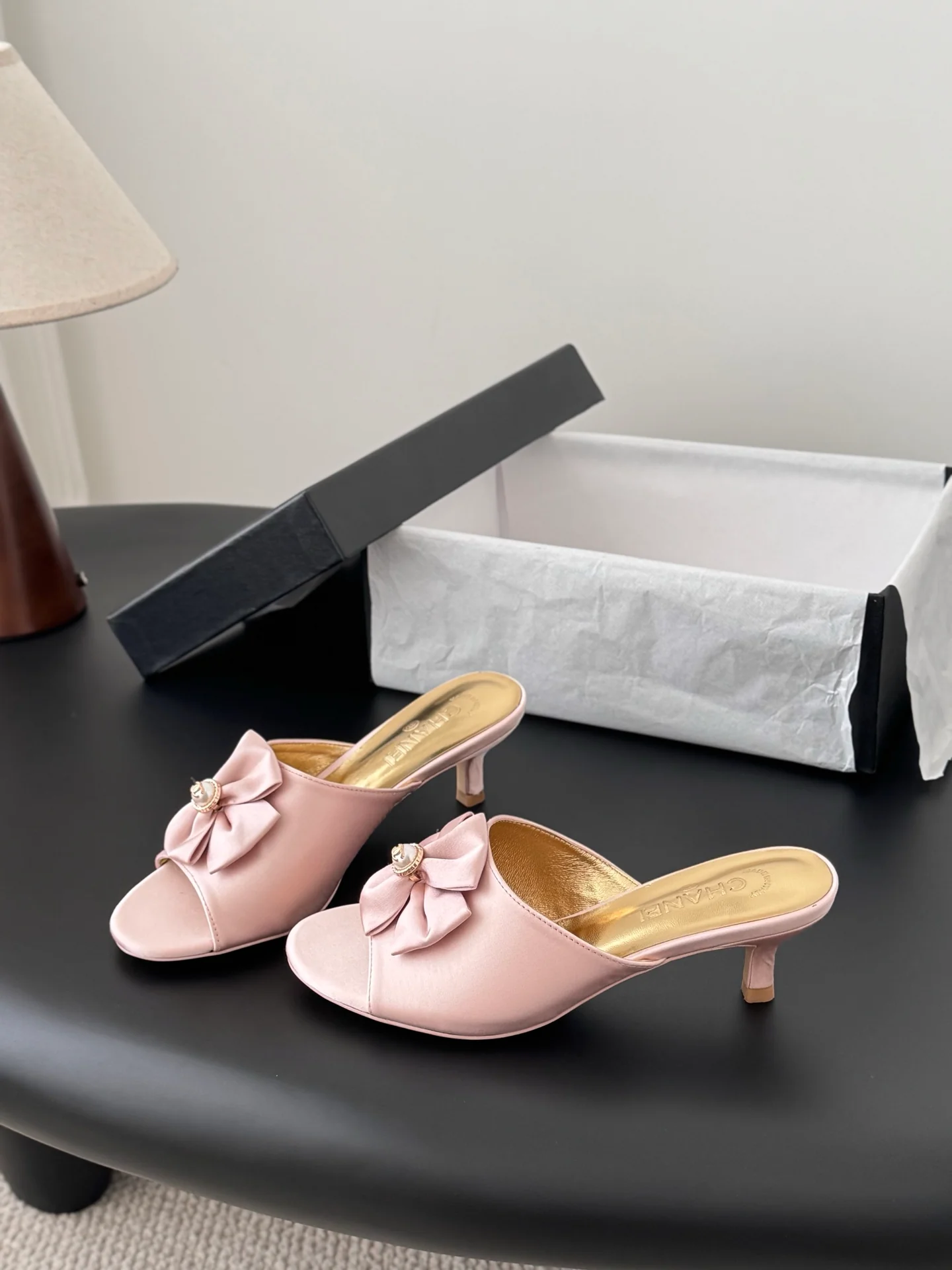 Chan 26ss kitten heel slides