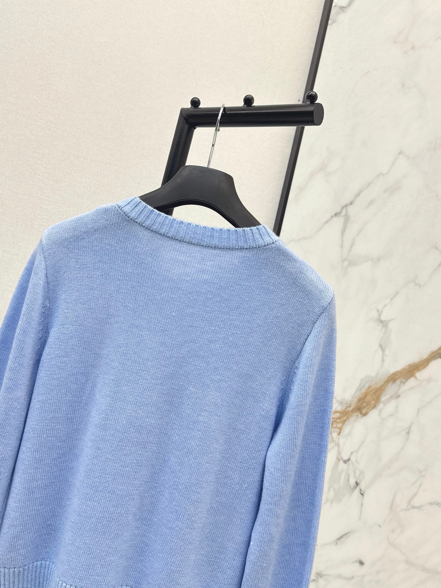 CD 25fw embroidery cardigan