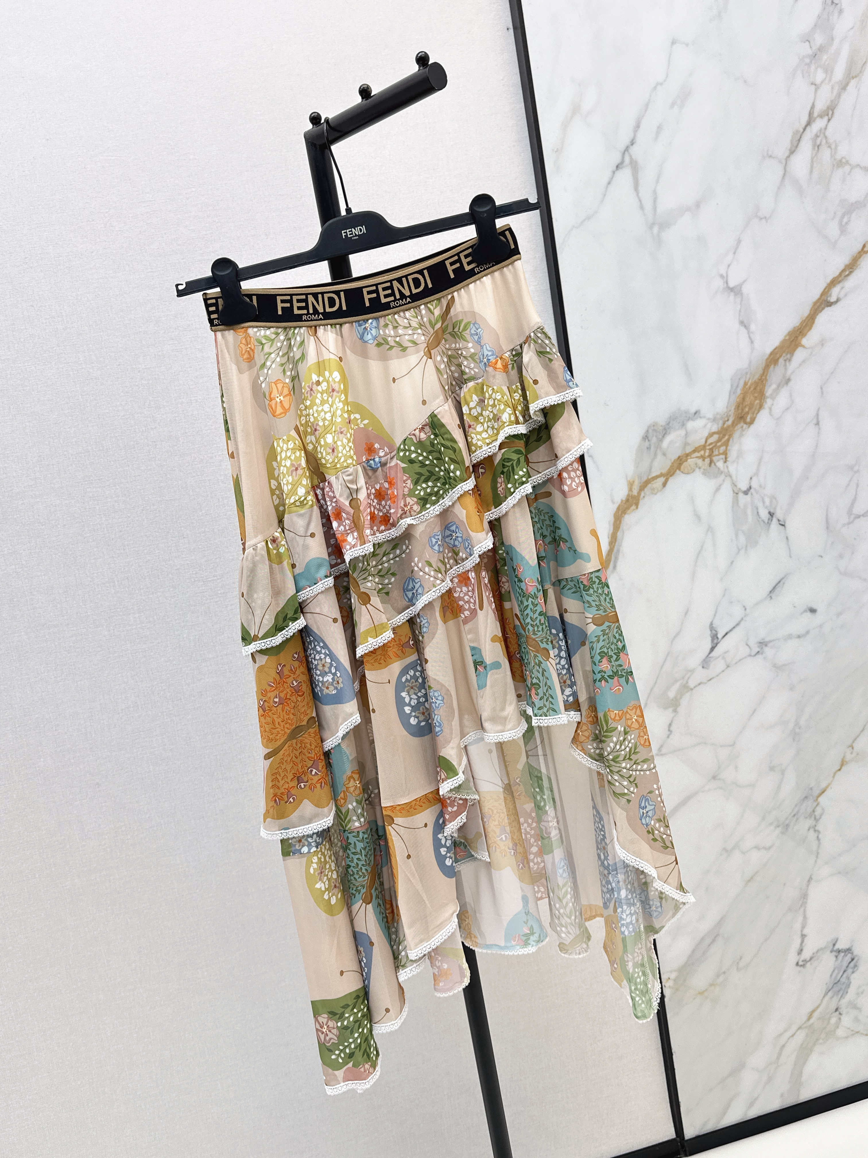 Fen 26ss asymmetric ruffle skirt