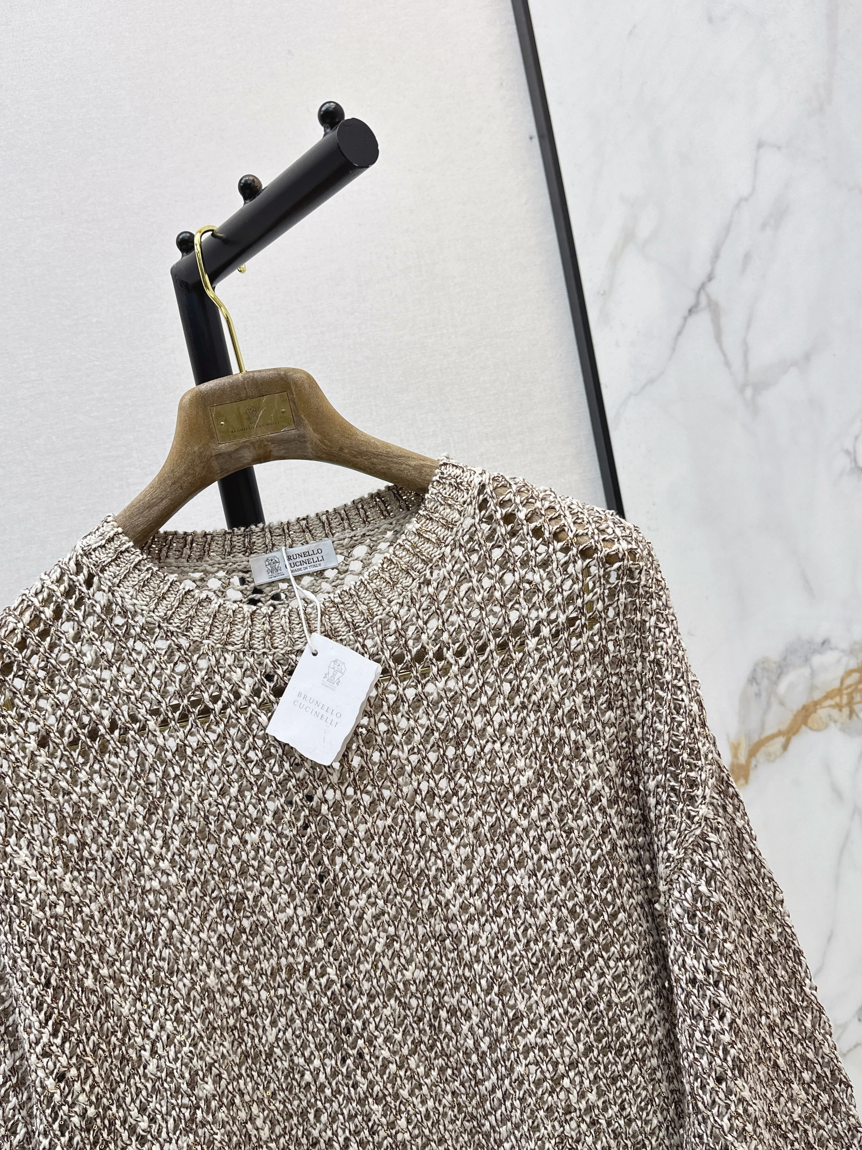 Brun 26ss hollow sweater