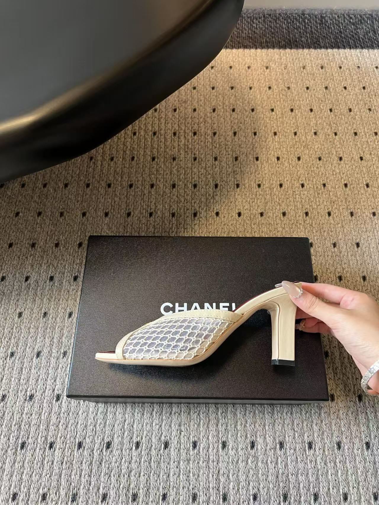 Chan 26ss point toe heel sandal