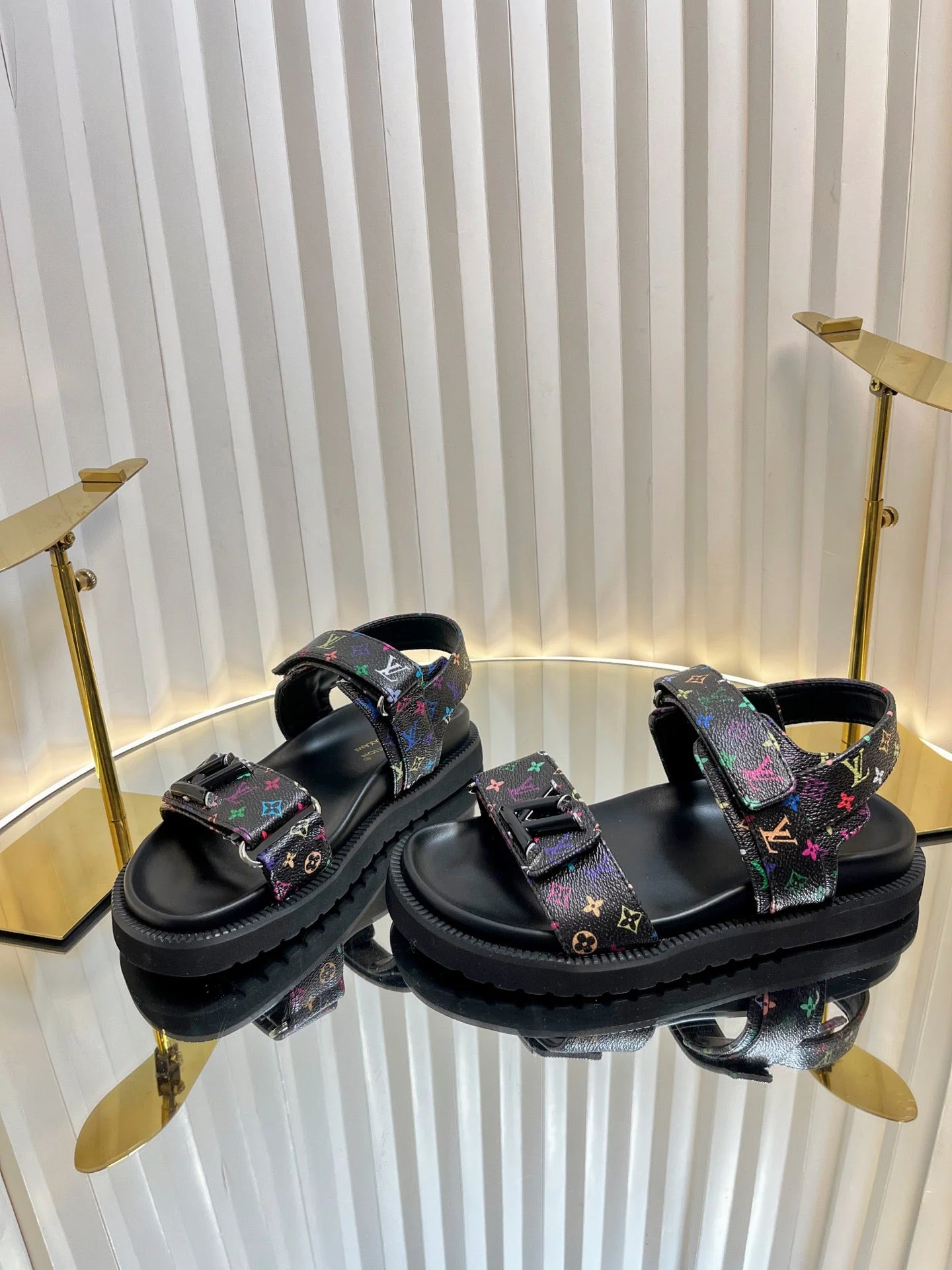 Louis slippers