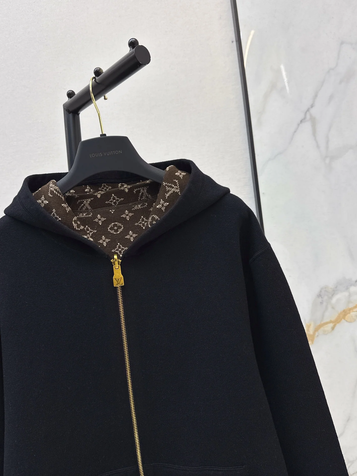 Loui 25fw reversible jacket