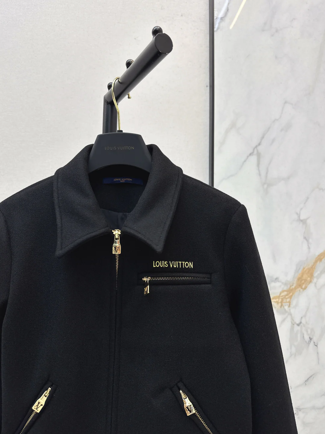 Loui 25fw jacket