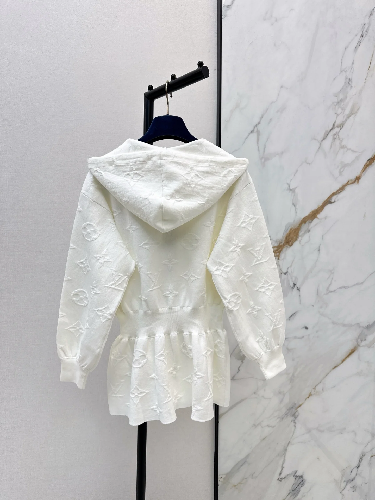 Louis 25fw hooded jacket