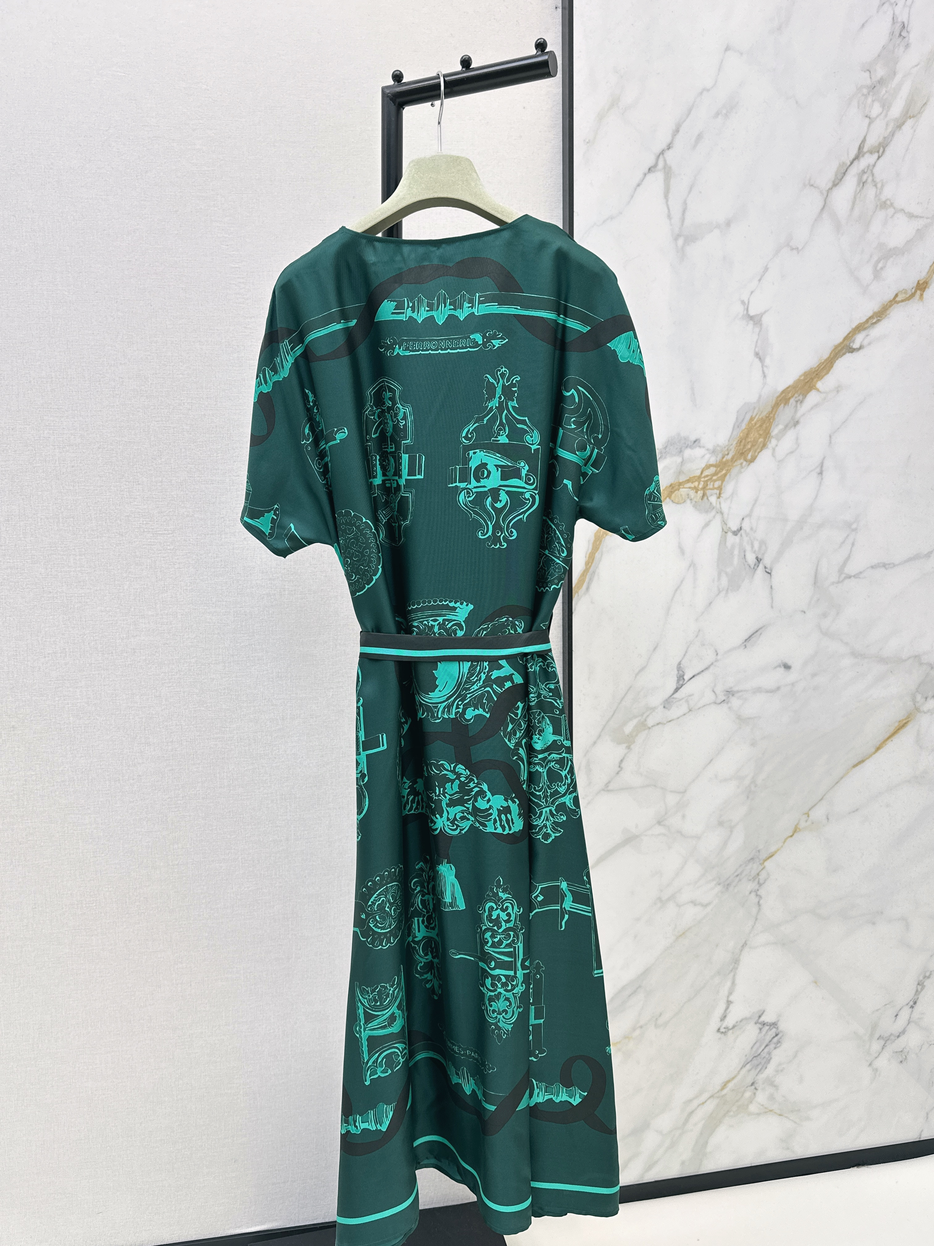 Her 26ss print dress