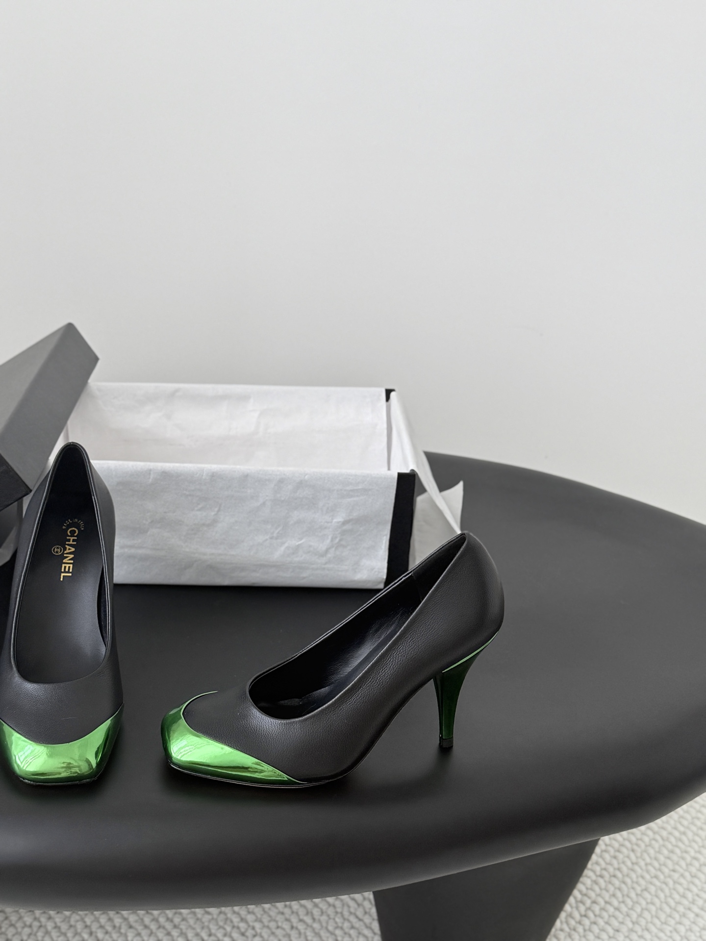 Chan 26K stilettos pumps