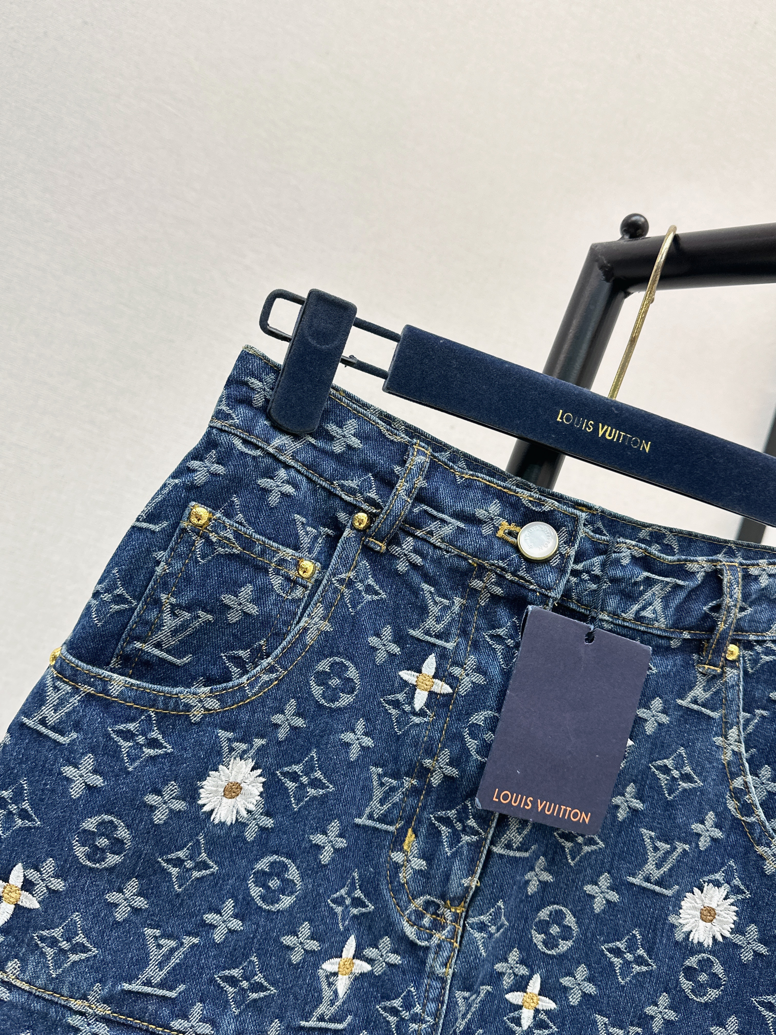 Loui 26ss embroidery denim skirt