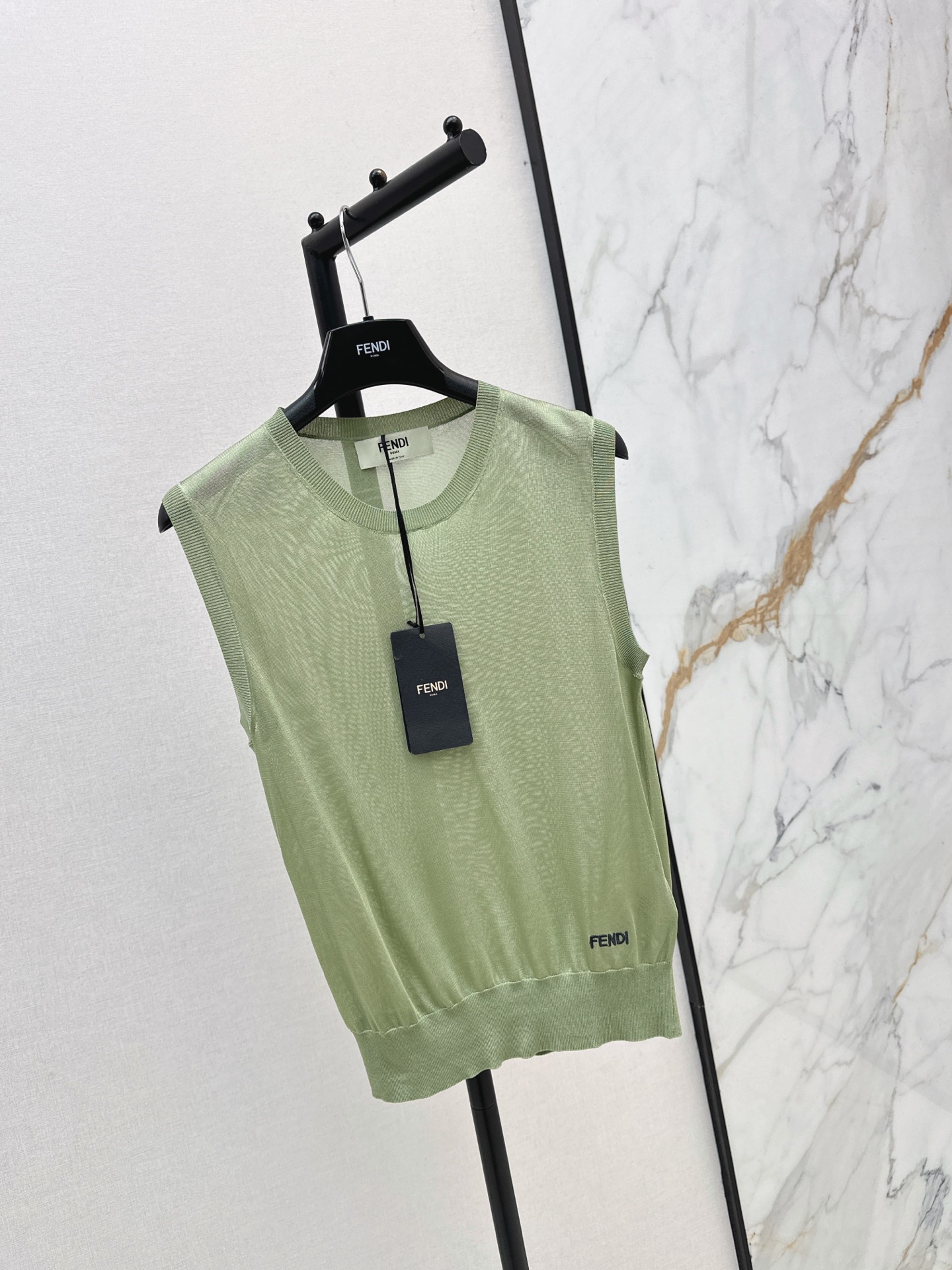 Fen 26ss vest