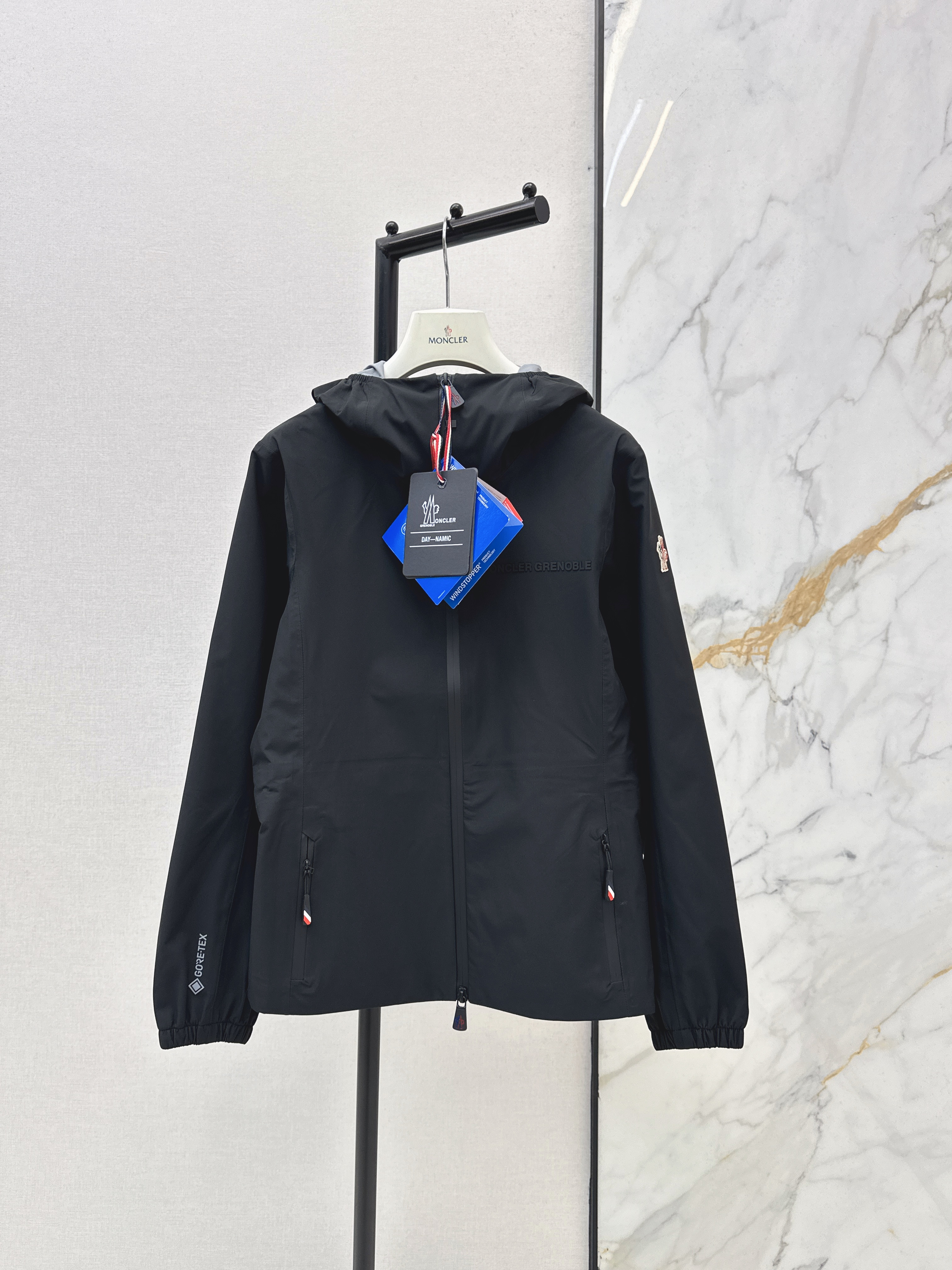 Monc 26ss windbreaker