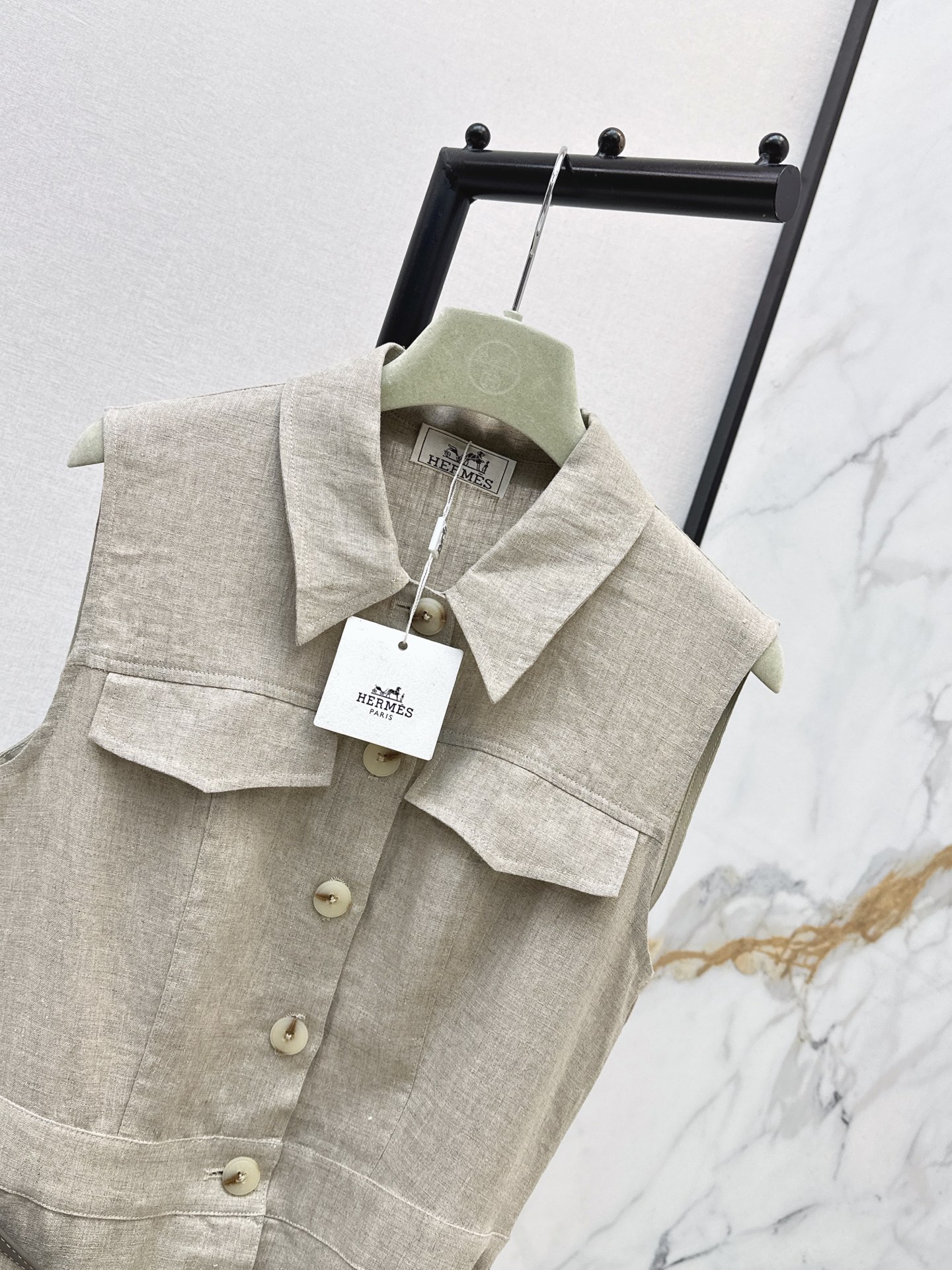 Her 26ss sleeveless shirt dress