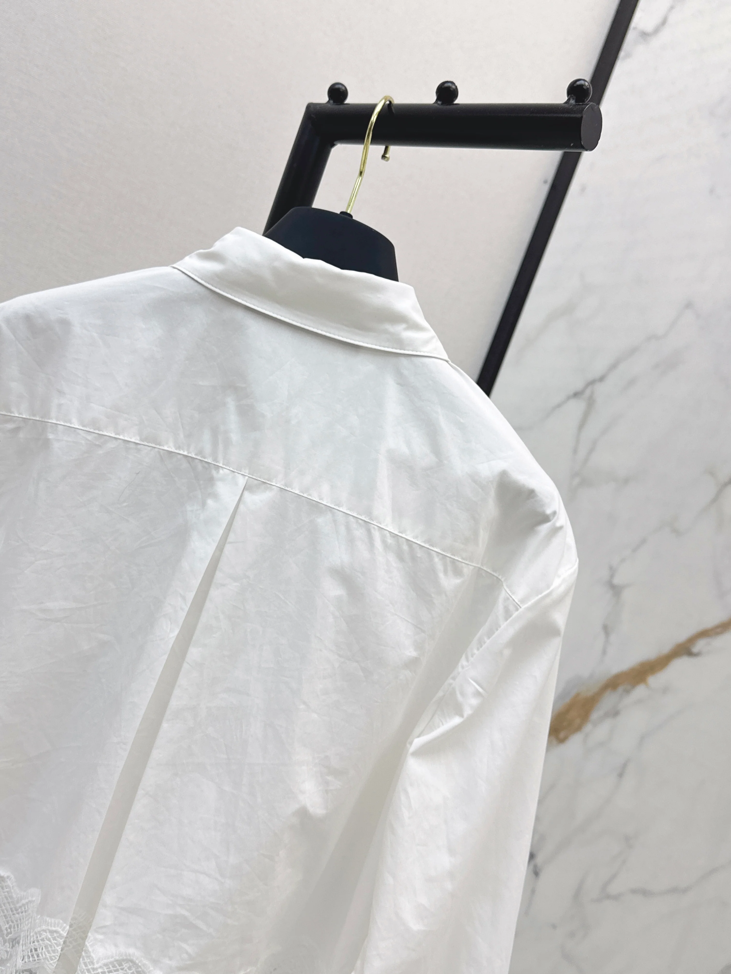 Louis 26ss lace trim shirts