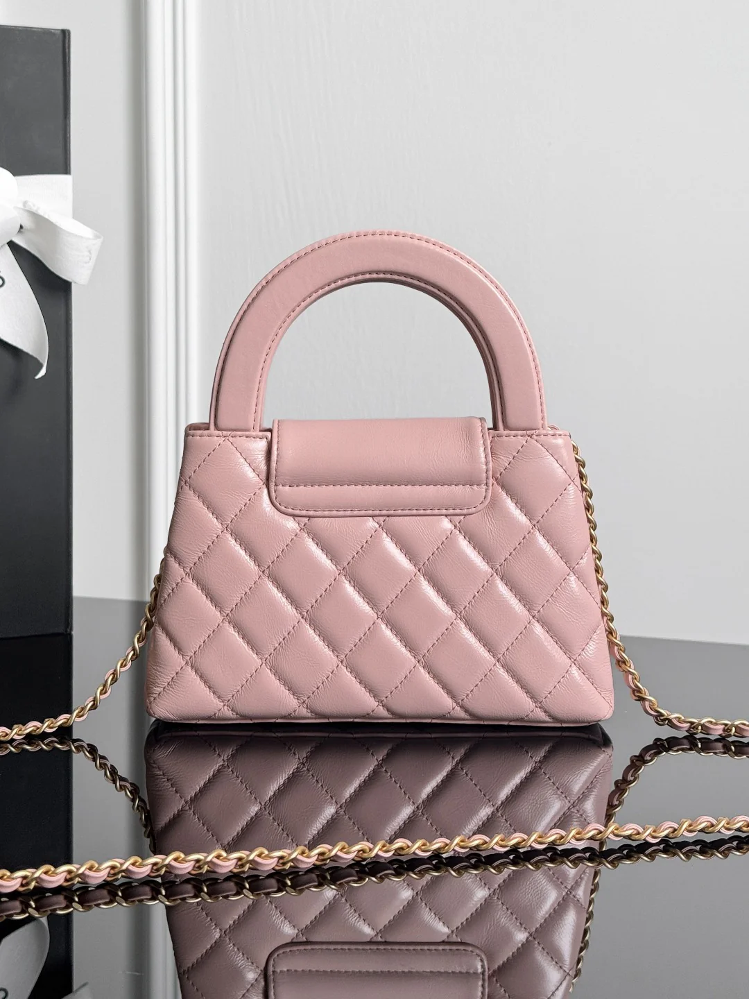 Chan 23 kelly chain bag