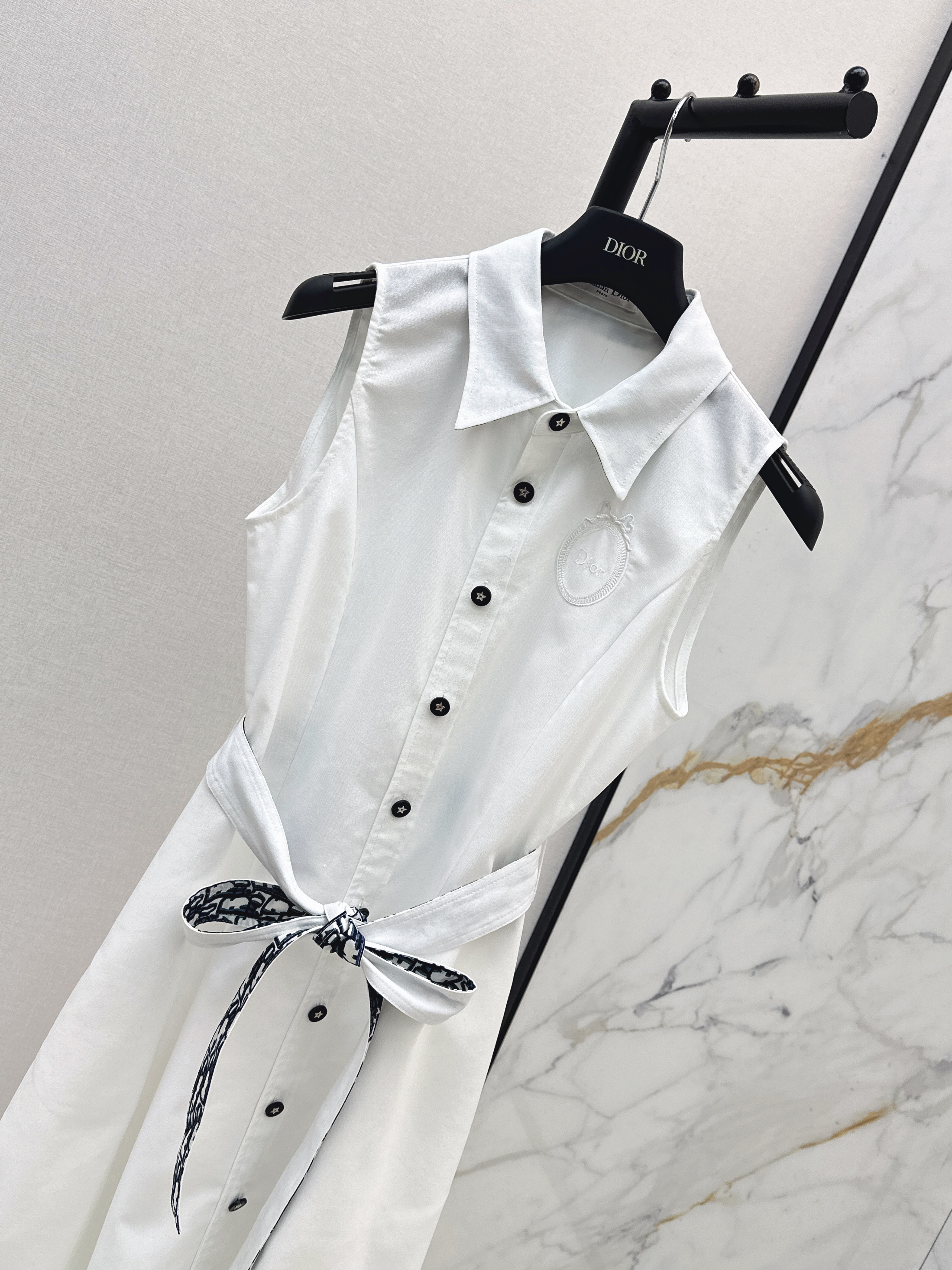 CD 26SS Sleeveless Belted Shirt Dress