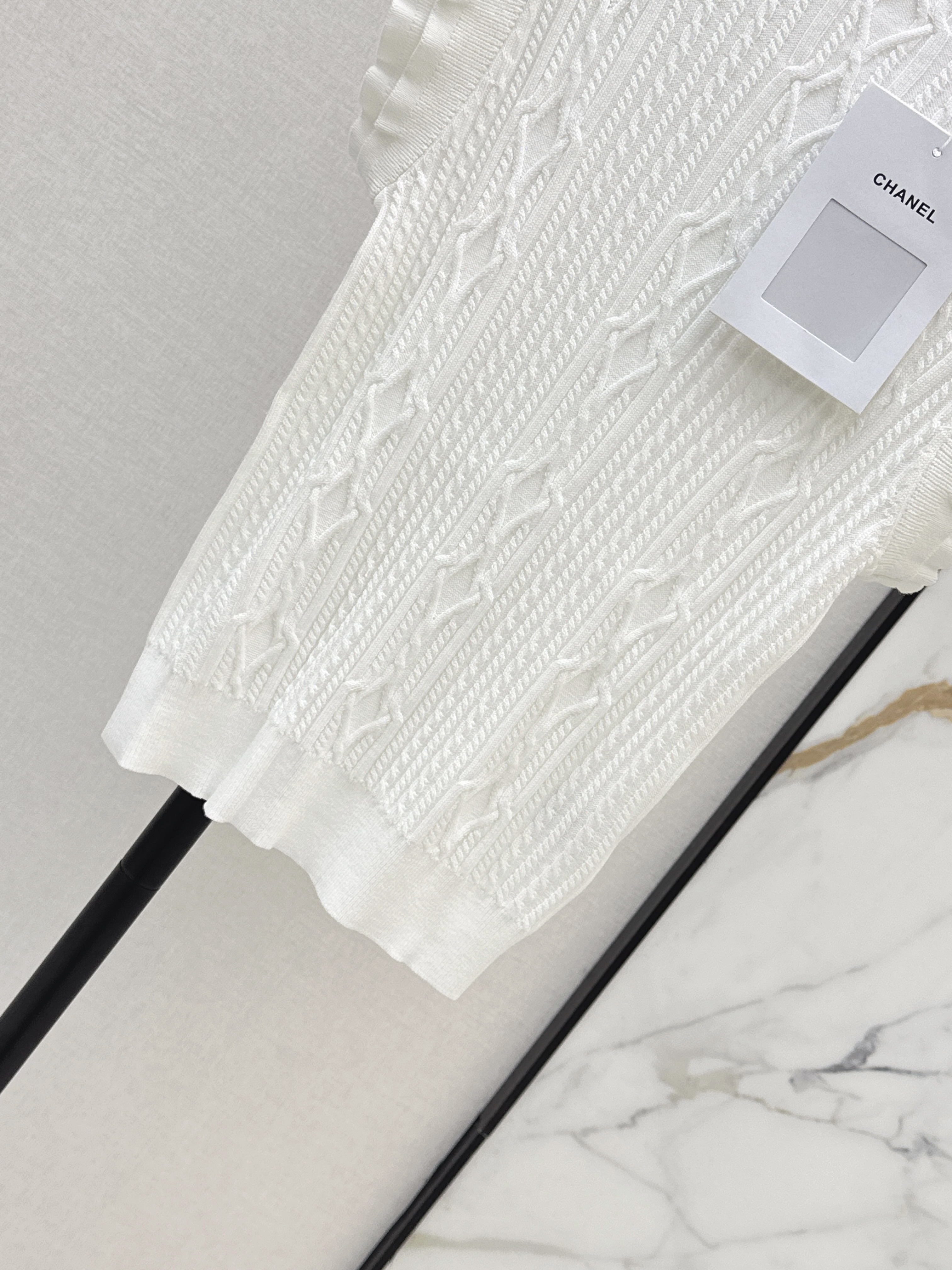 Chan 26ss lace collar knit top