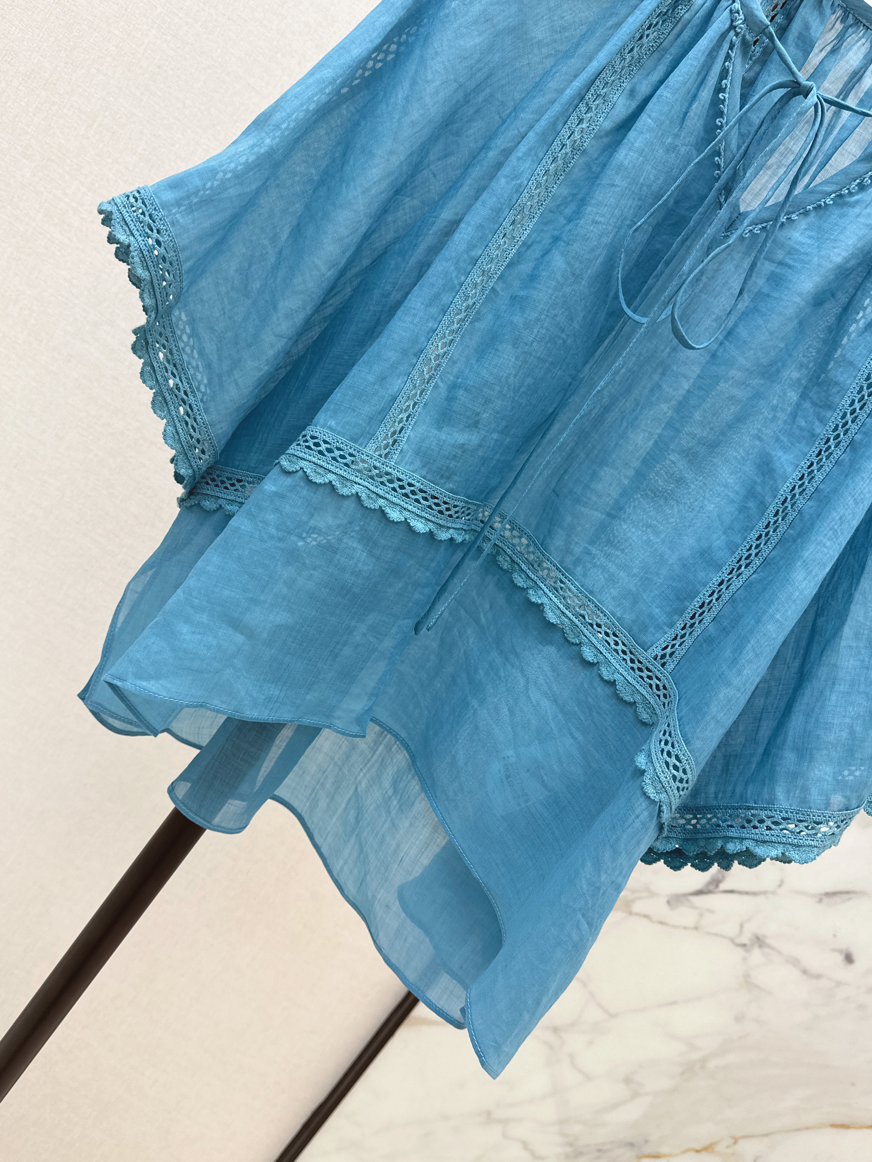 Chol 26ss cape sleeve blouse