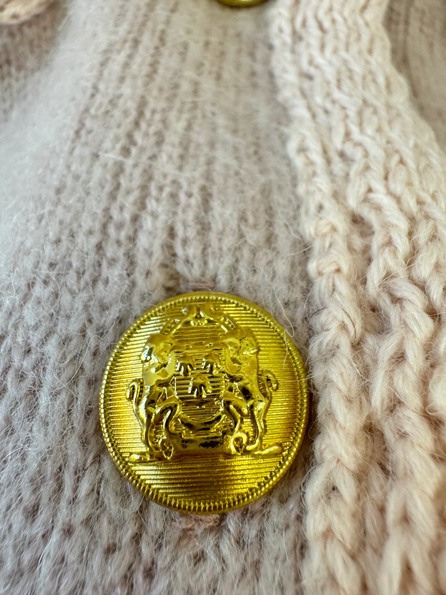 Celi 25fw cashmere jacket