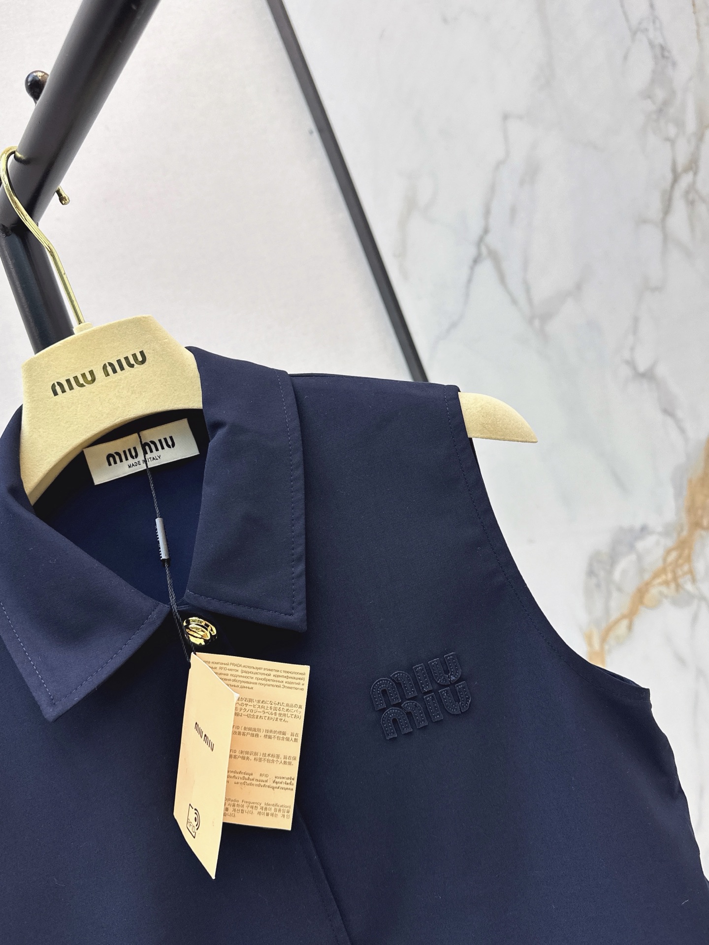 Miu 26ss sleveless waistcoat