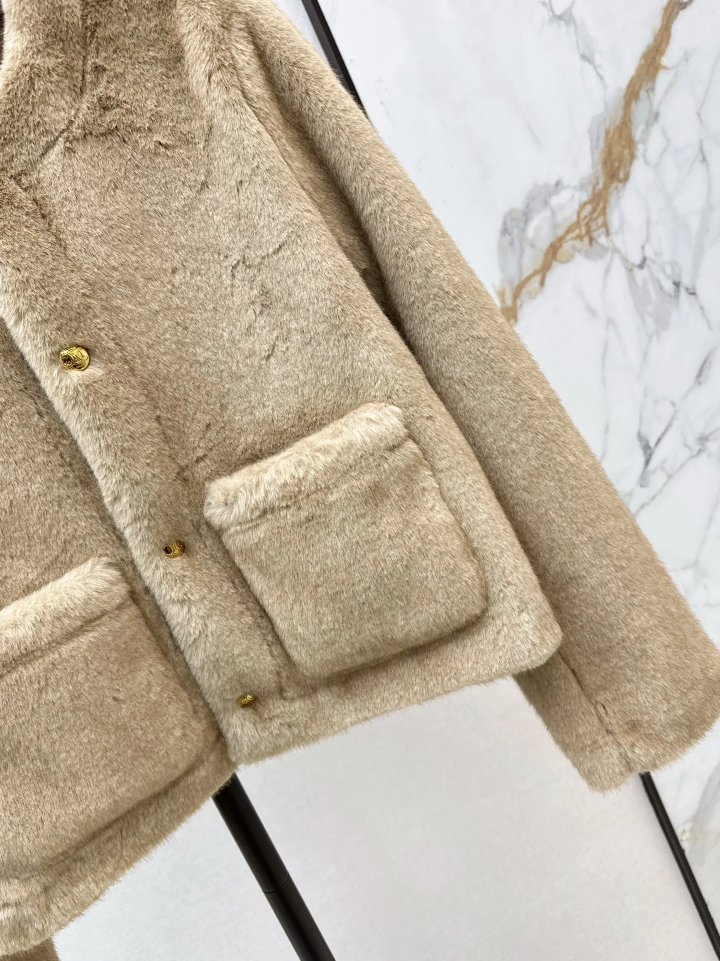 Celi 25fw fleece jacket