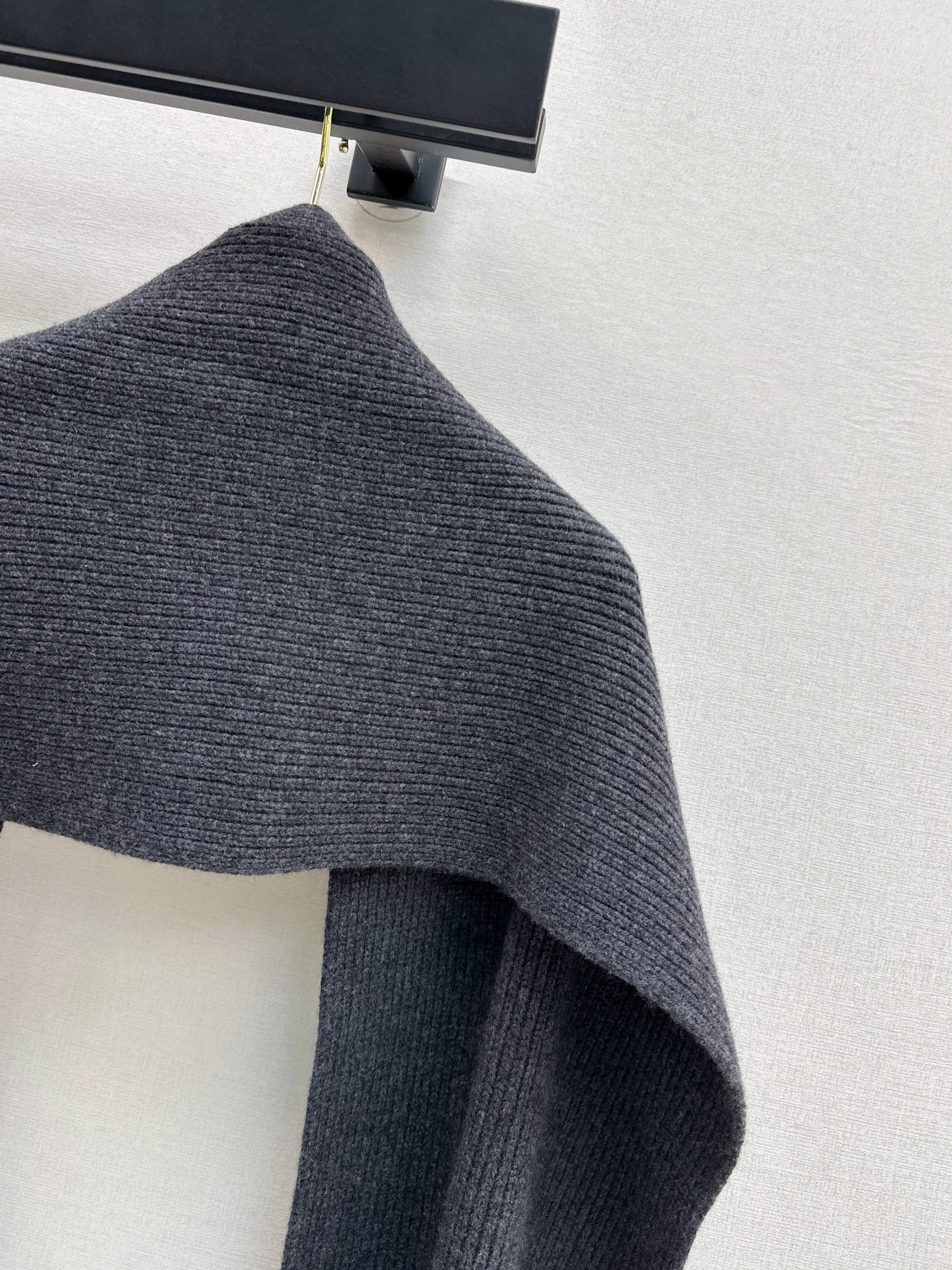 Chan 26ss cashmere scarf