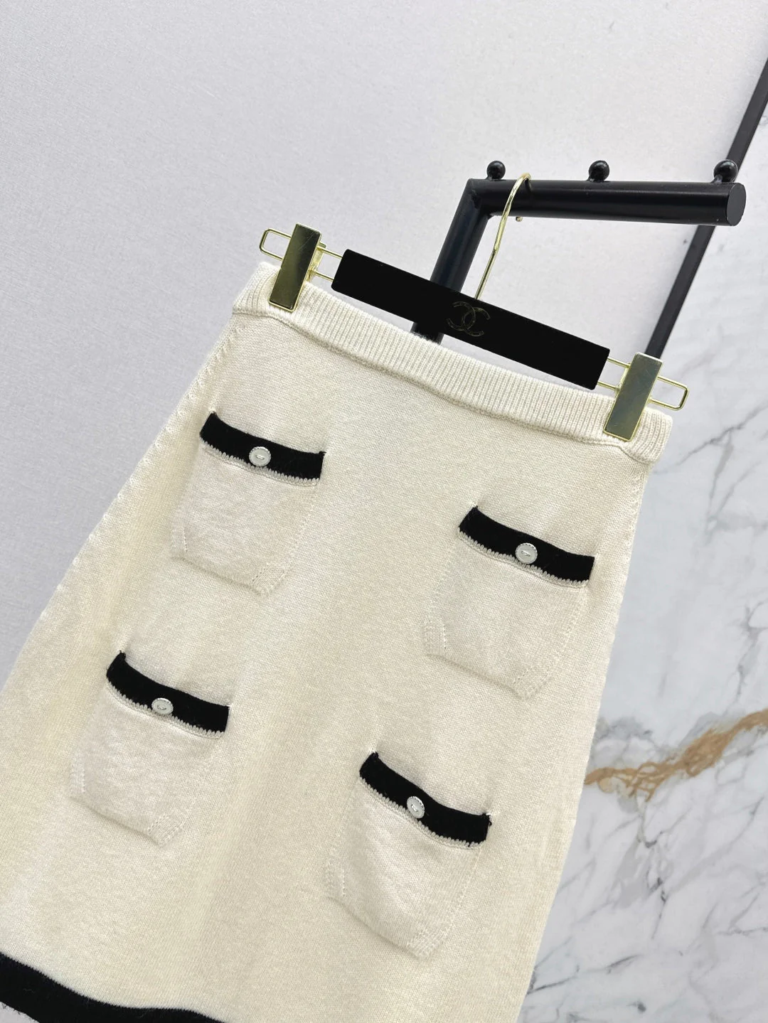 chan 25ss knit skirt