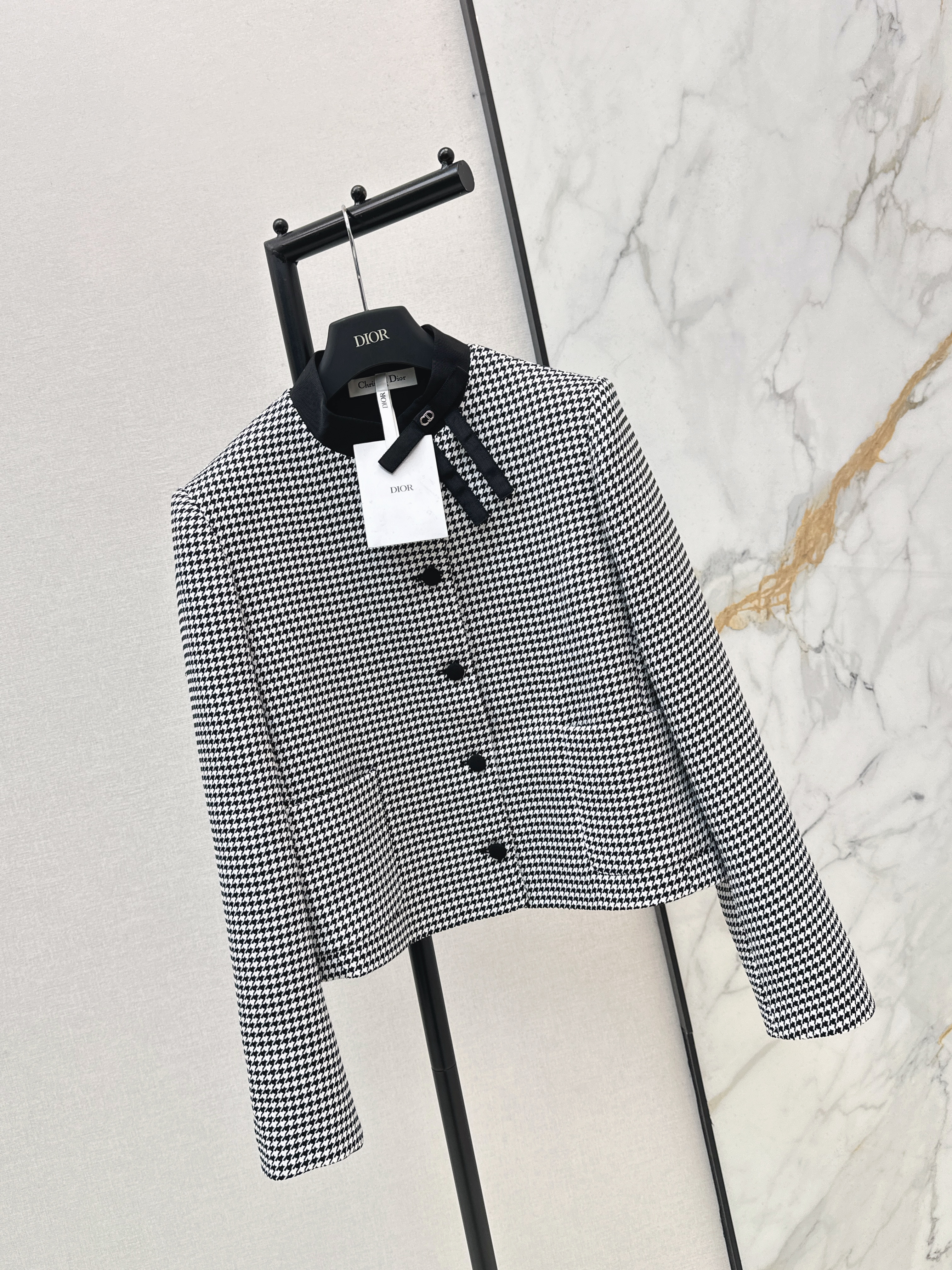 CD 26ss houndstone jacket