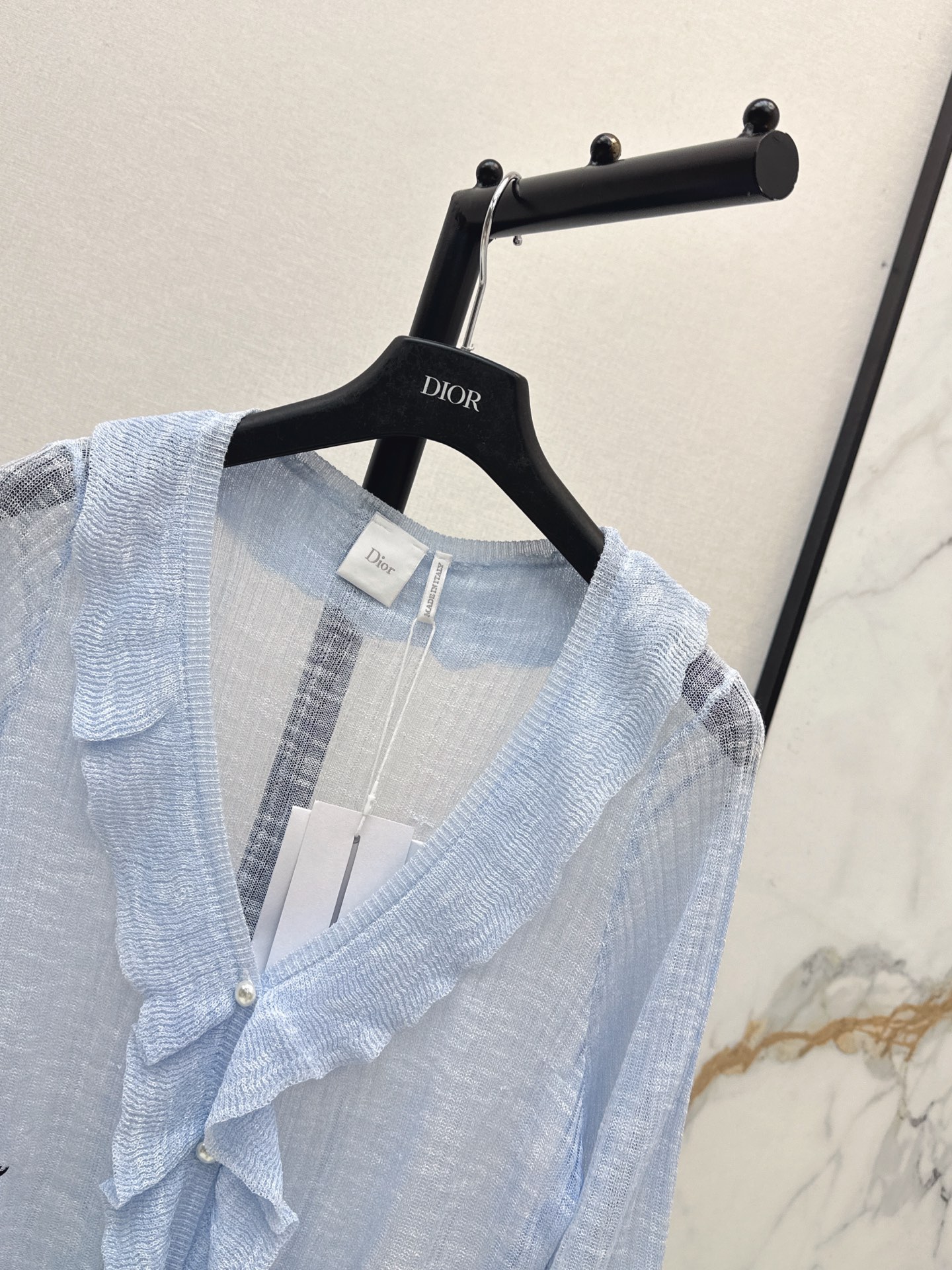 CD 26ss ruffle v-neck cardigan