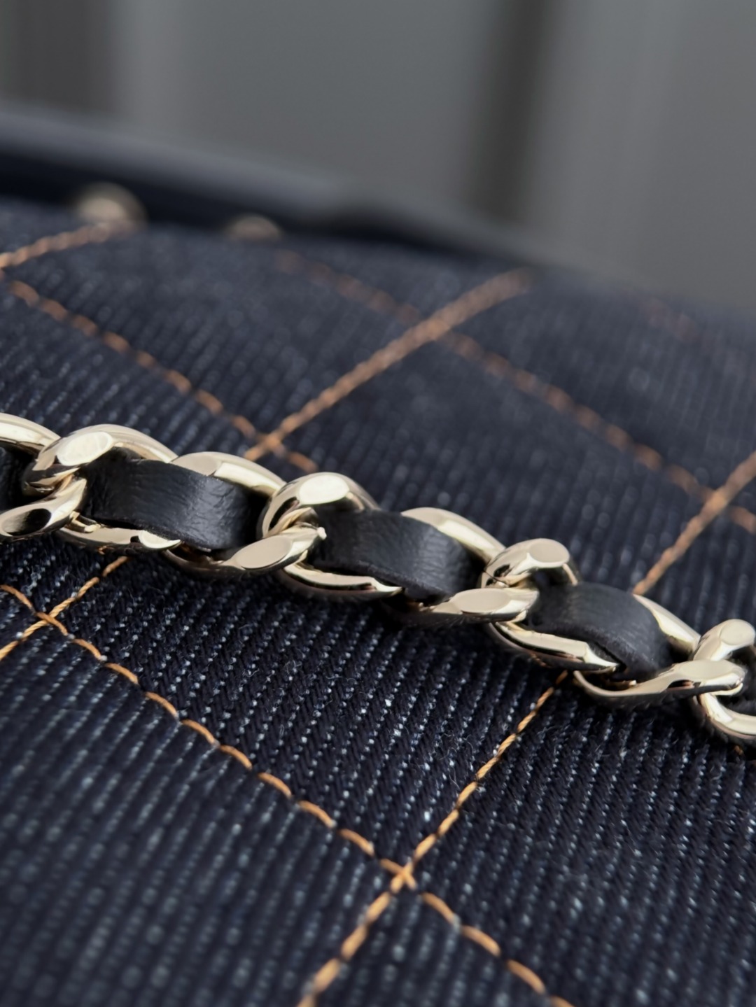 Chan 26P denim clutch with chain