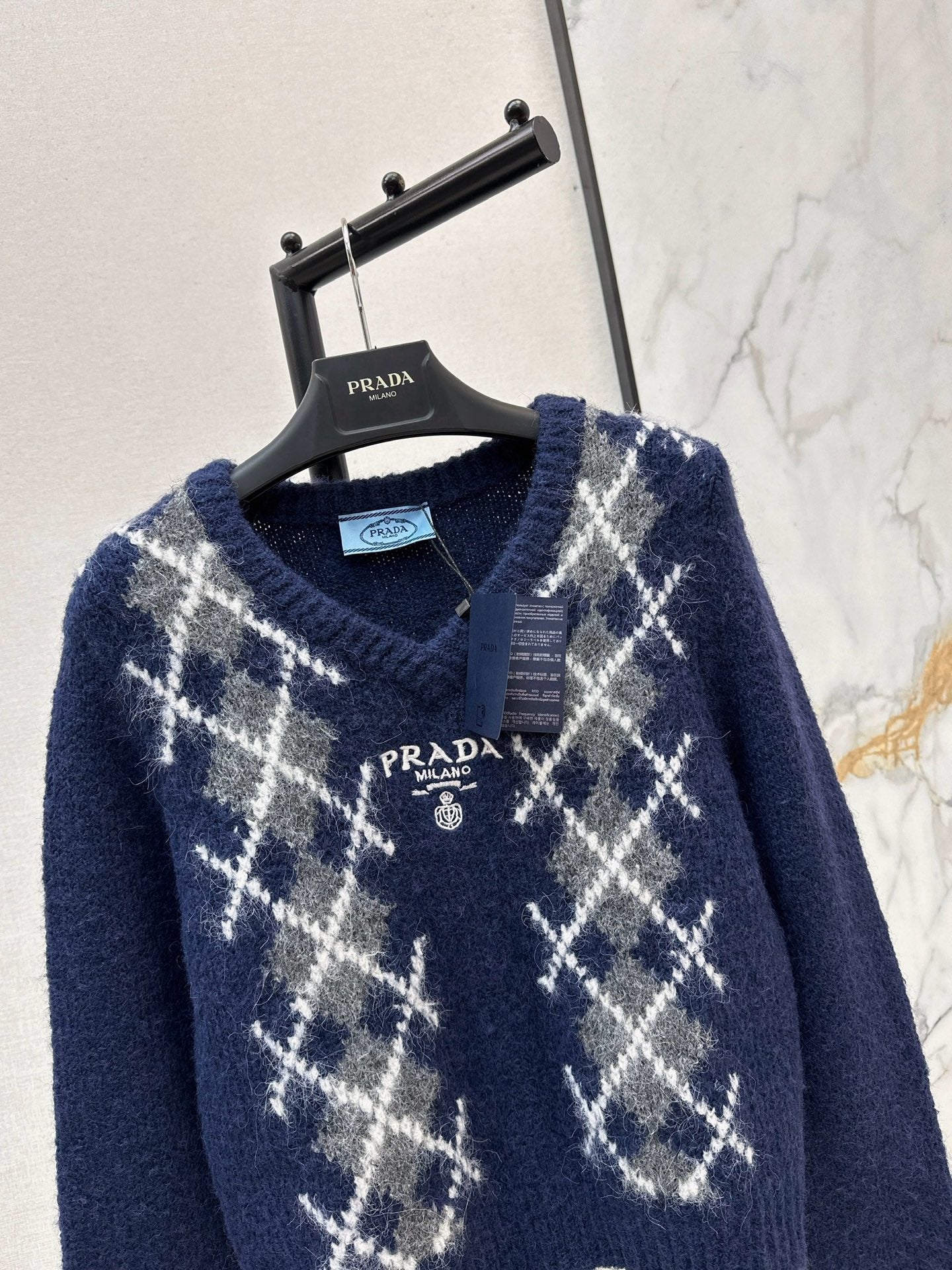 Prad 25fw knit sweater