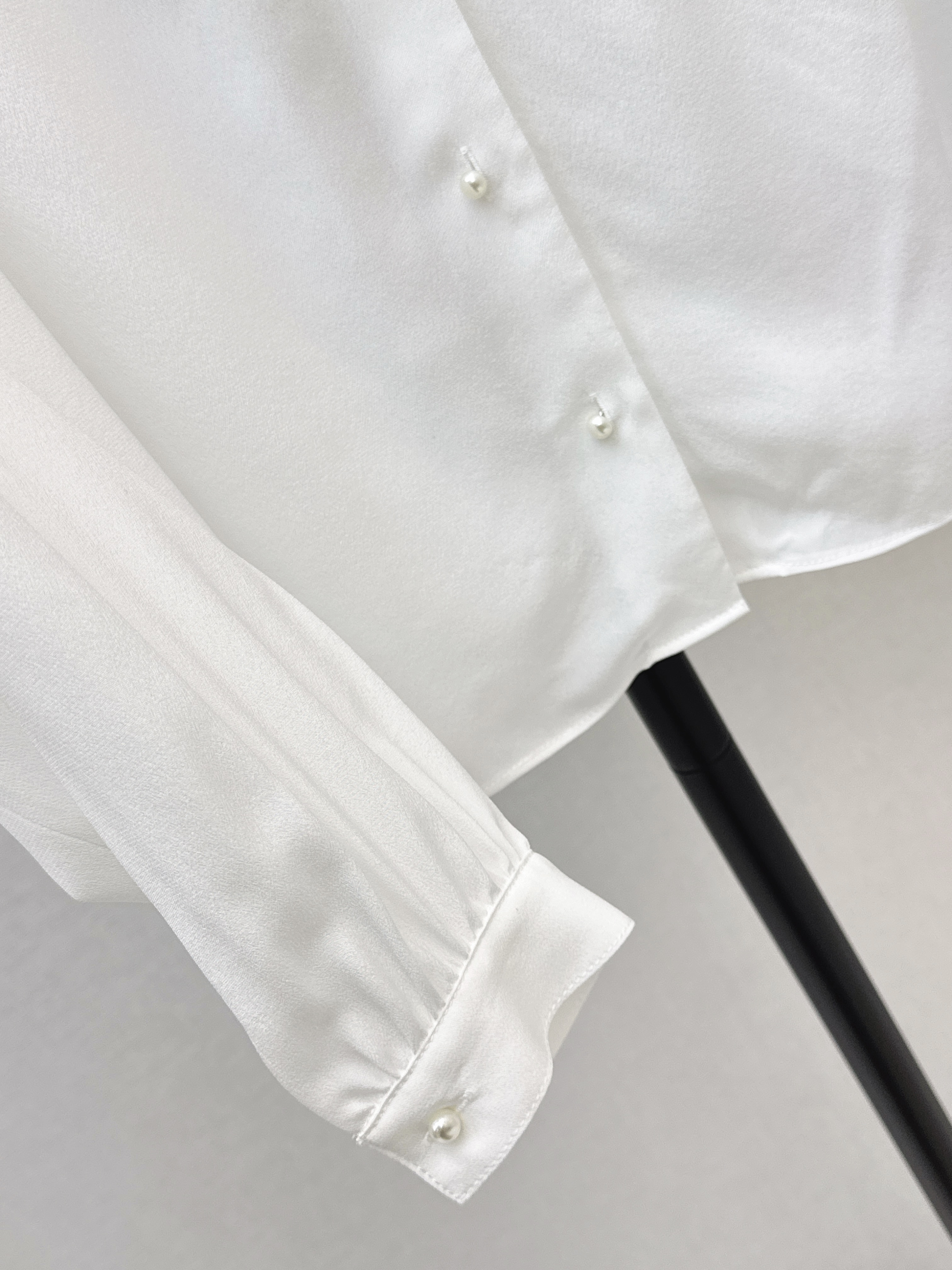 Valen 26ss silk shirt