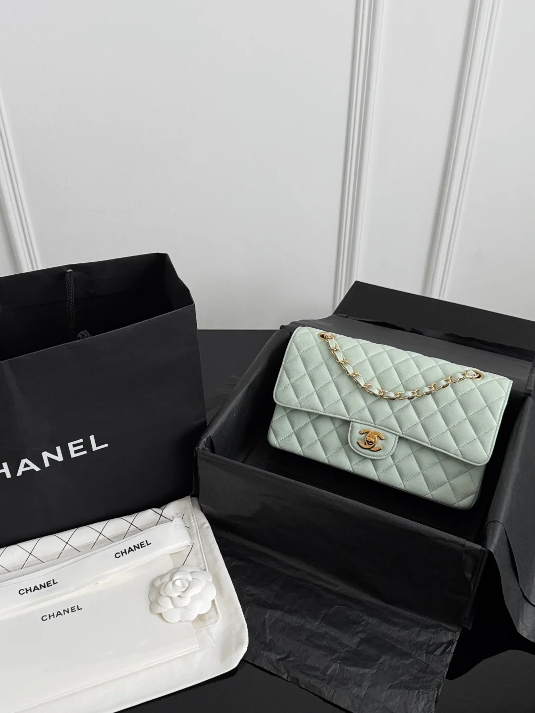 Chan cf25 chain shoulder bag