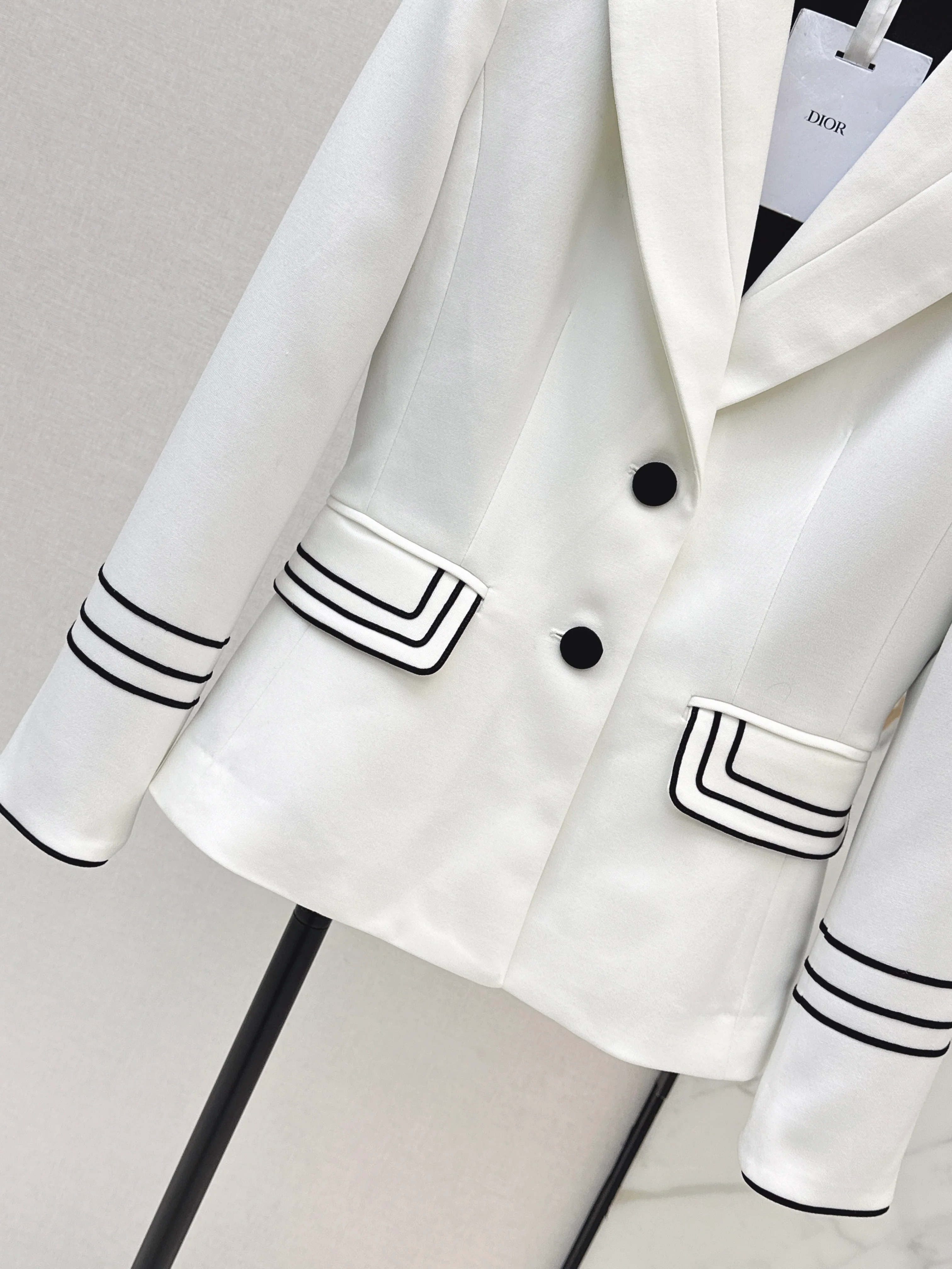 CD 26ss contract trim blazer