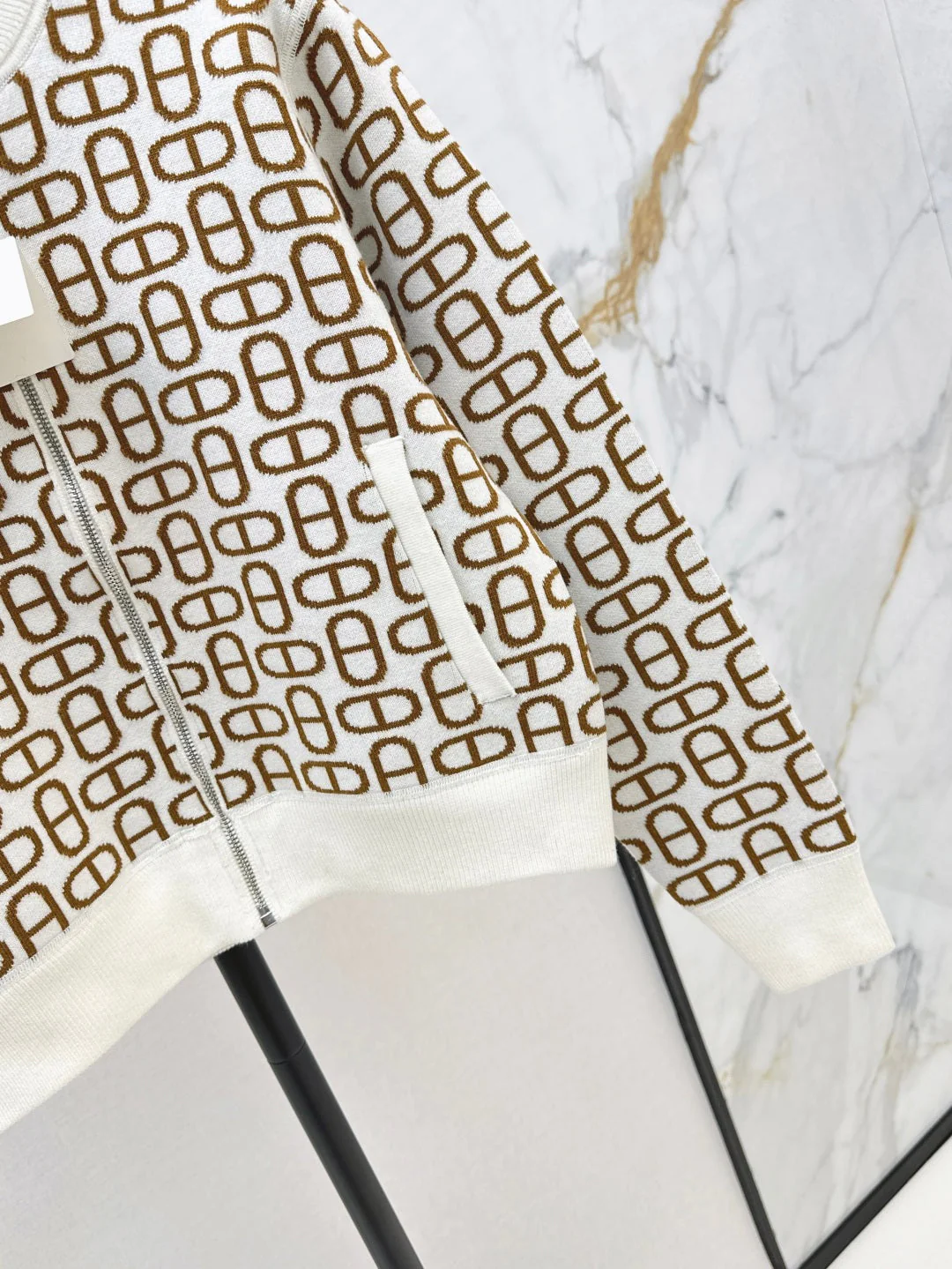 Her 25fw jacquard jakcet