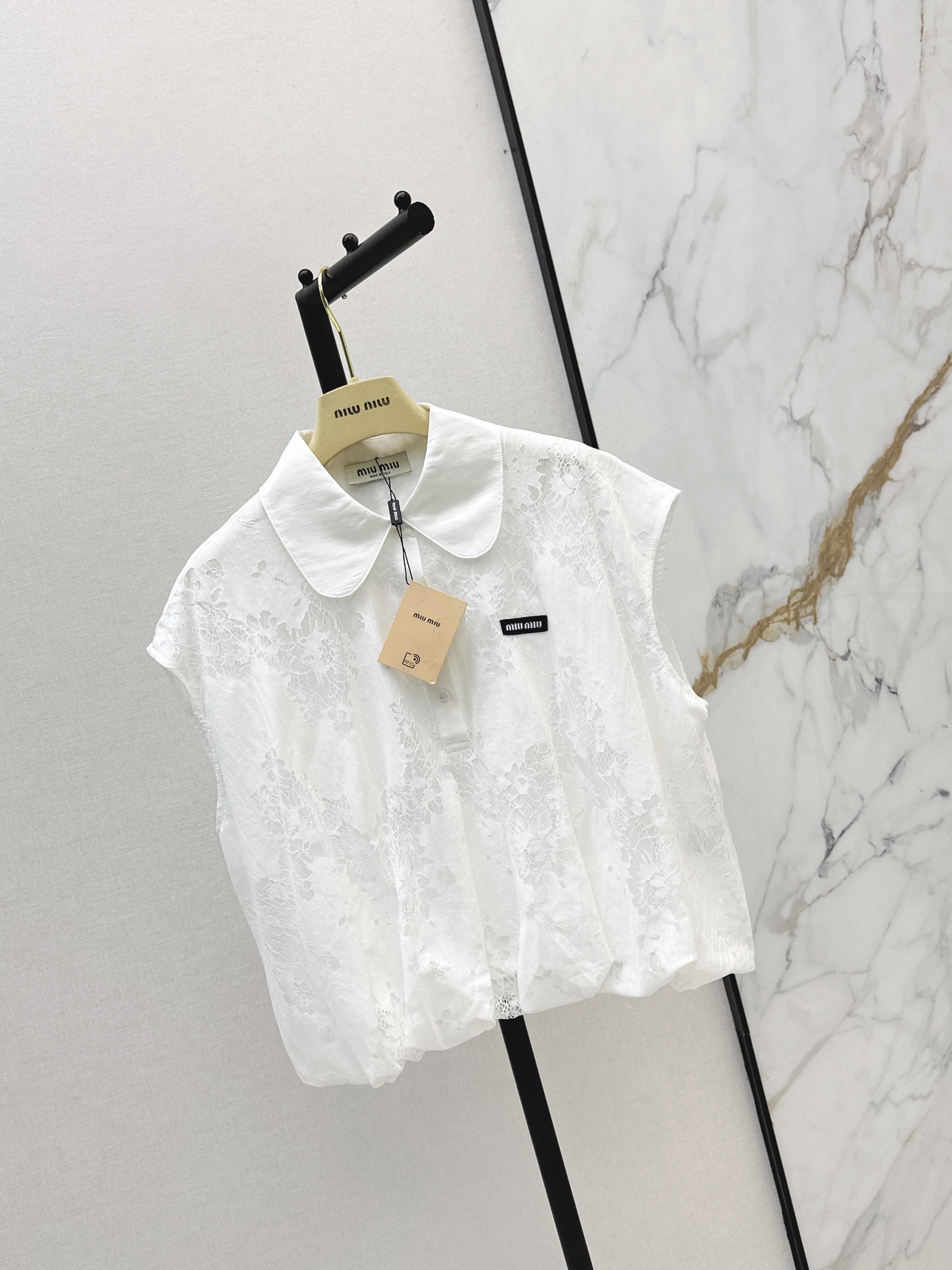 Miu 26ss lace trim top