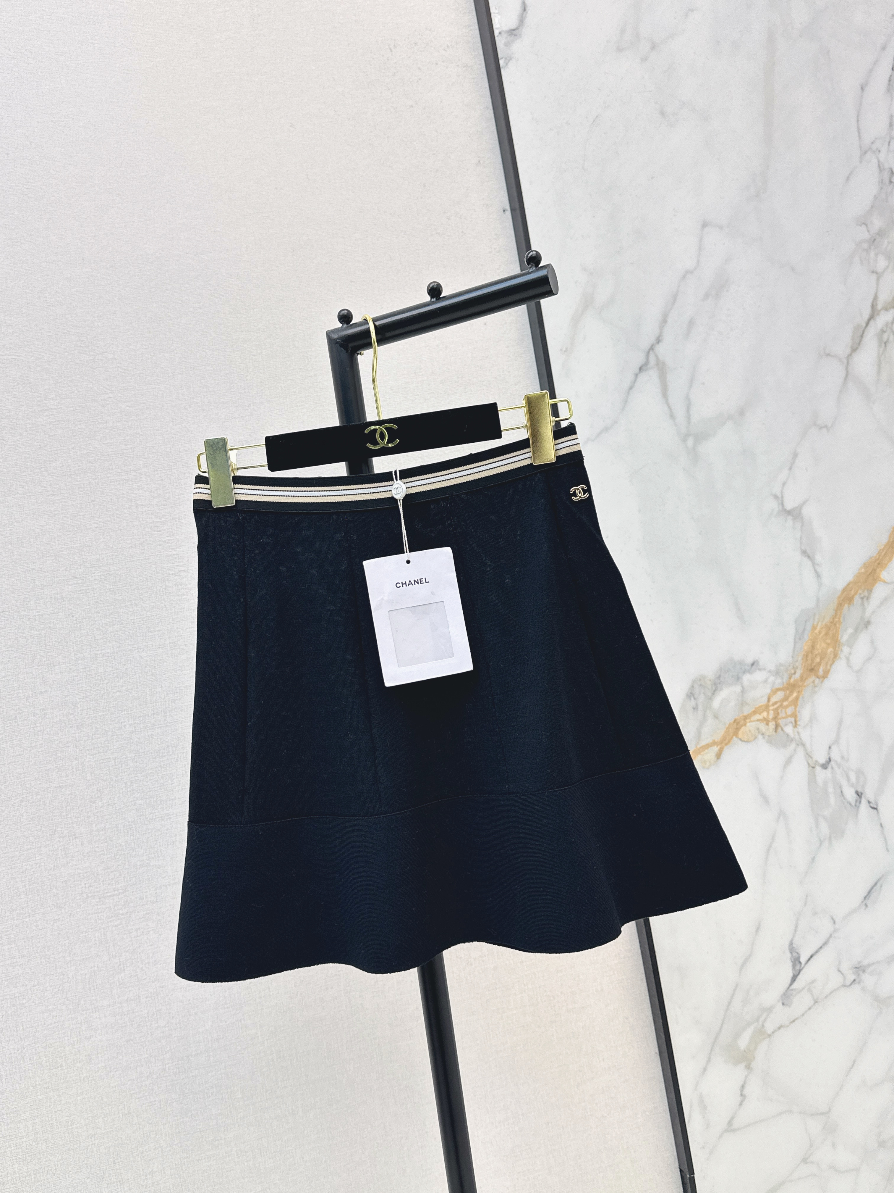 Chan 26ss A-line skirt