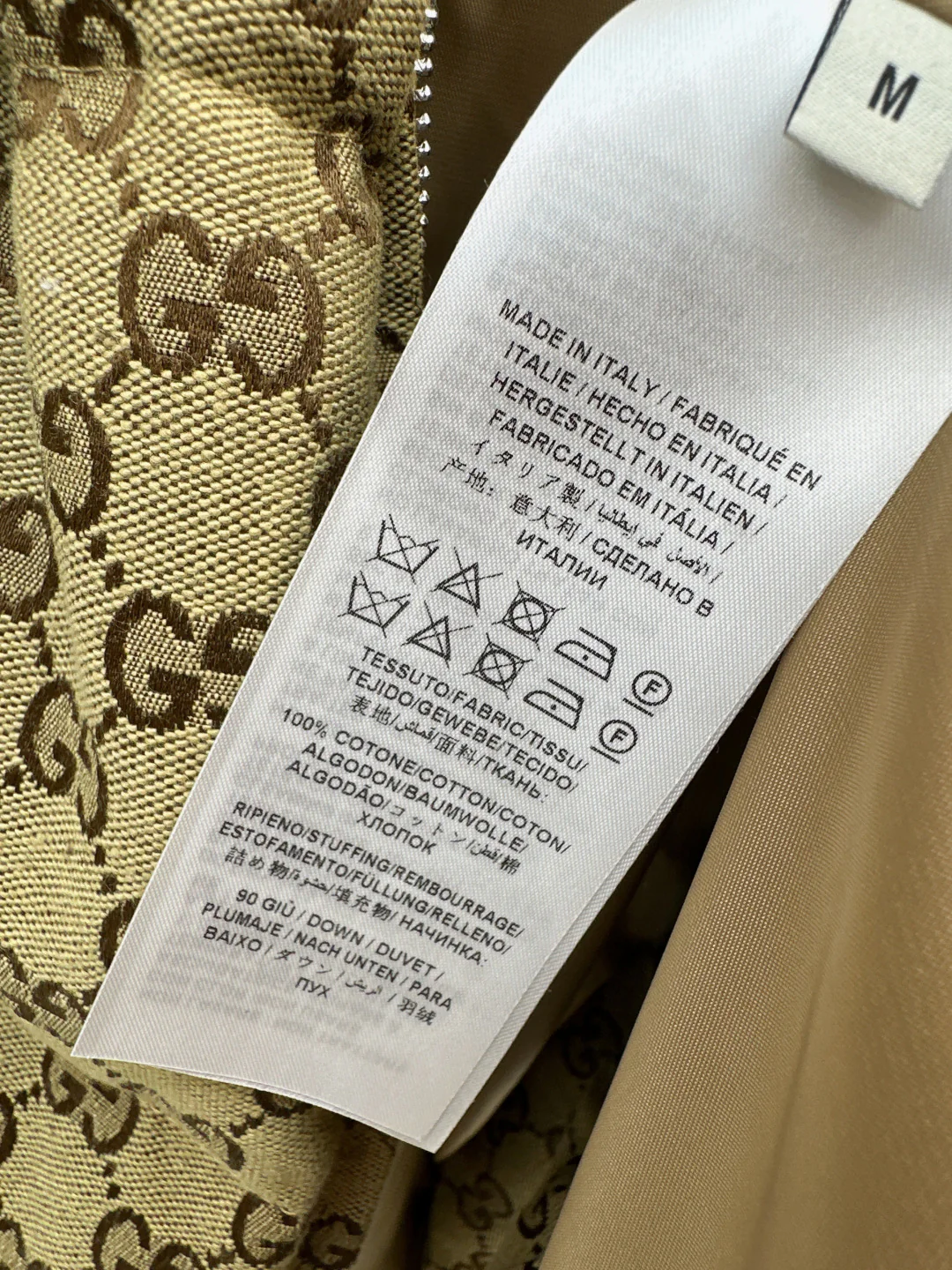 Guc 25fw down jacket