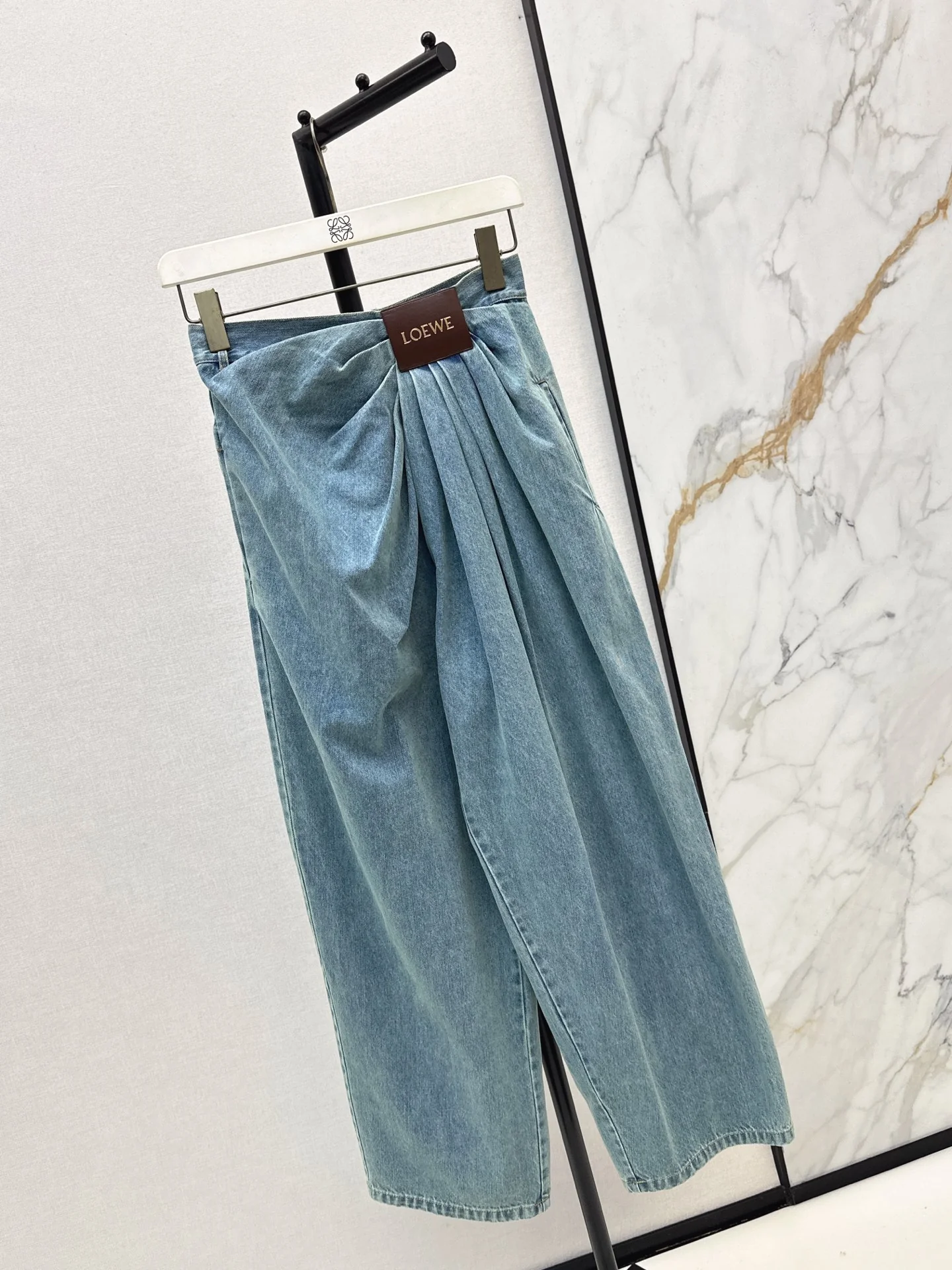 Loe 25fw irregular fold denim pants