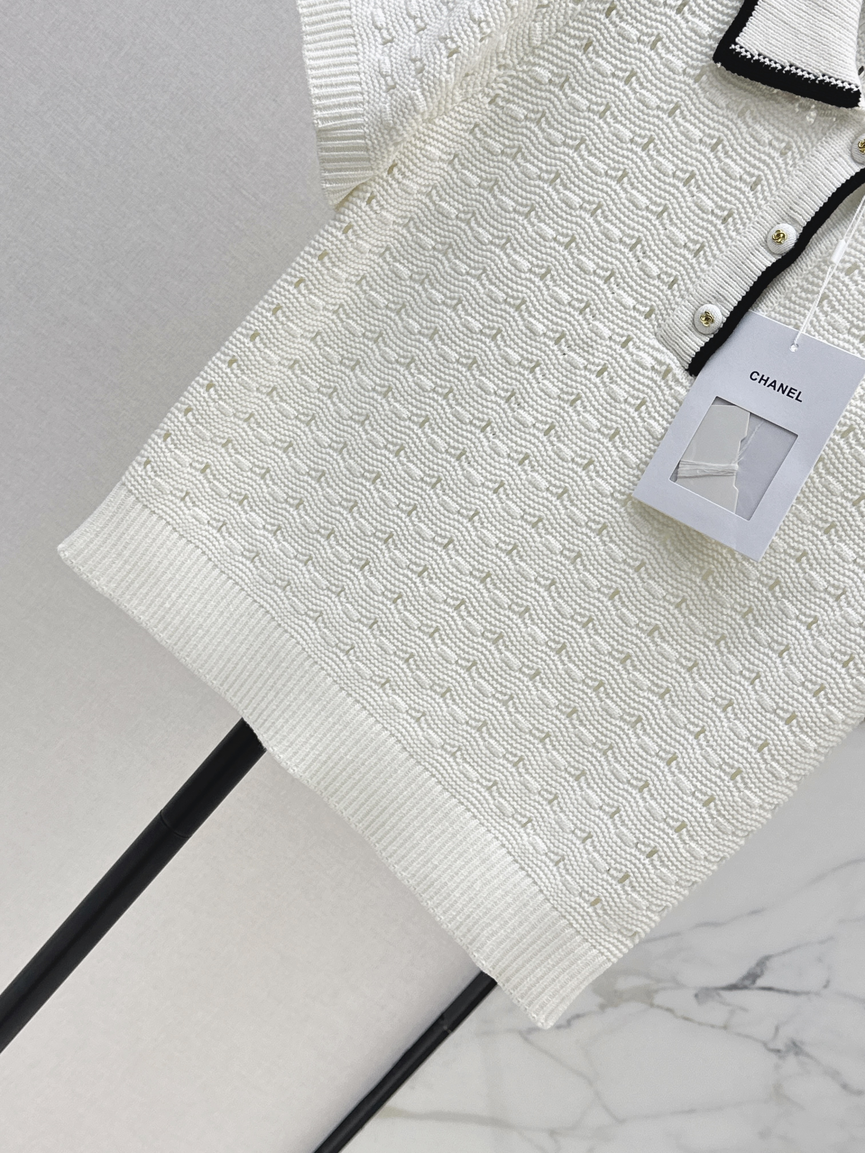 Chan 26ss White Contrast-Collar Knit Polo Top