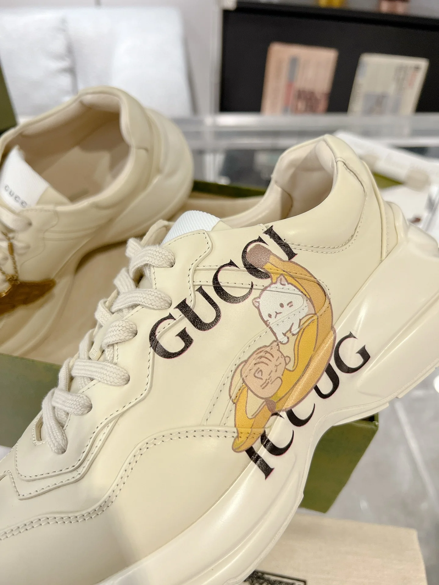 Gucc 25fw dad's shoes
