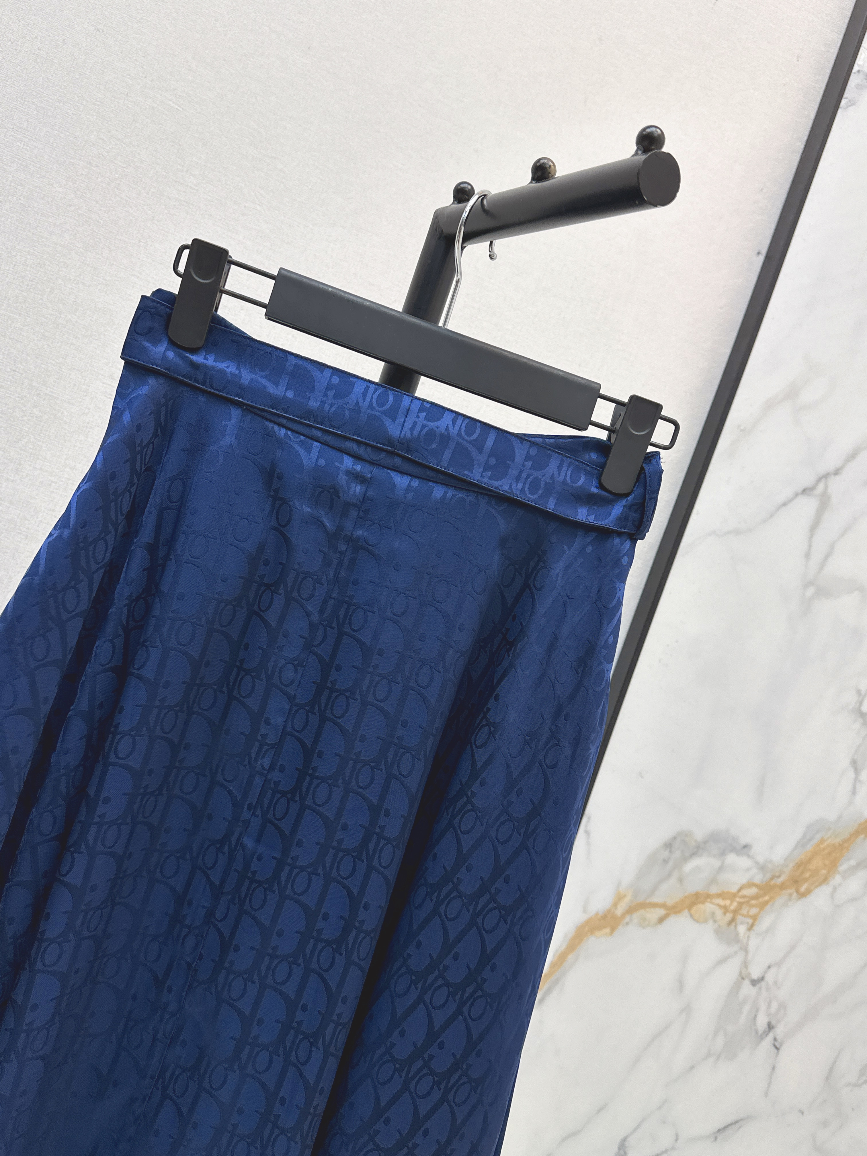 CD 26ss jacquard pleated skirt