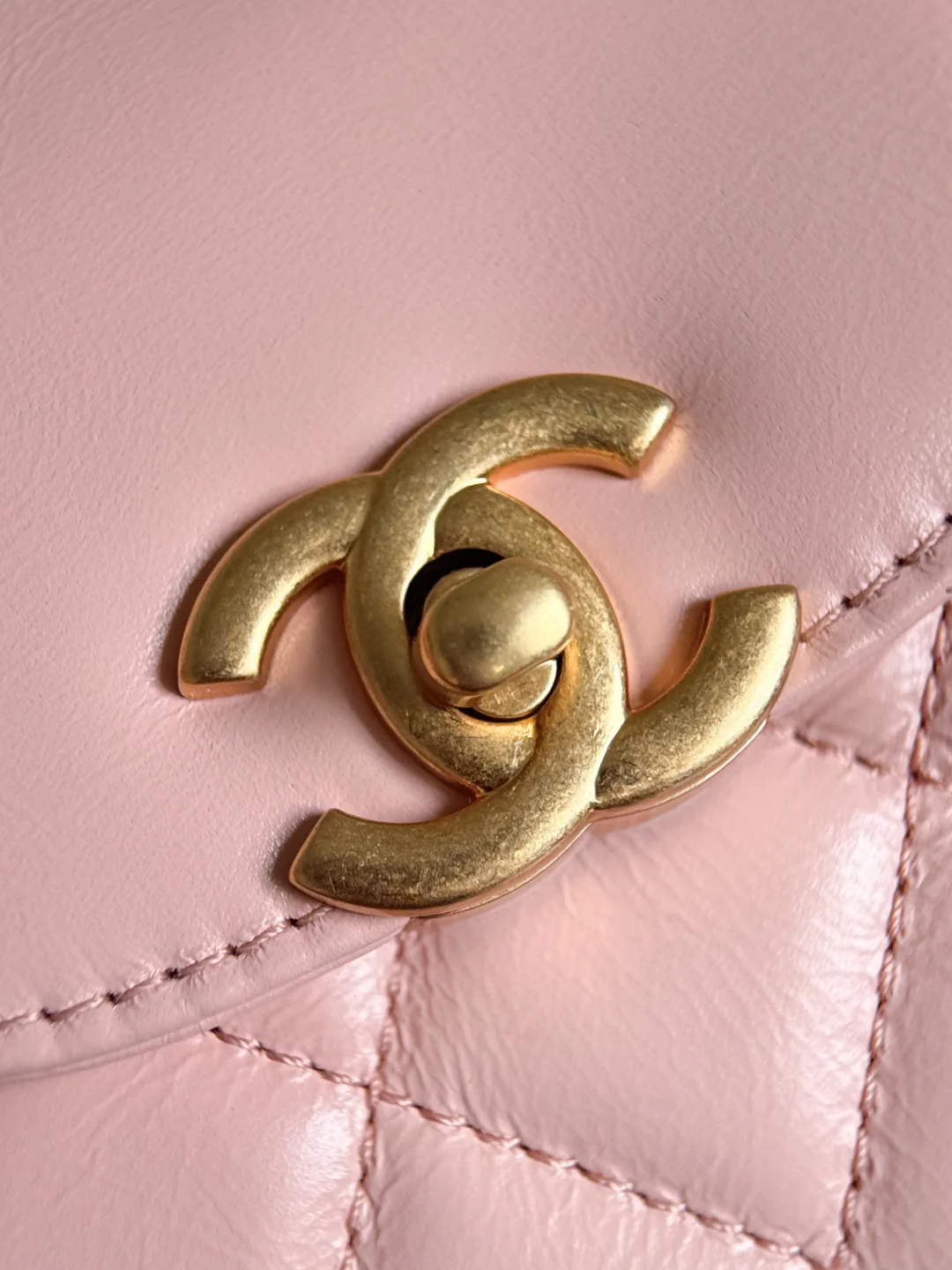 Chan 23 kelly chain bag