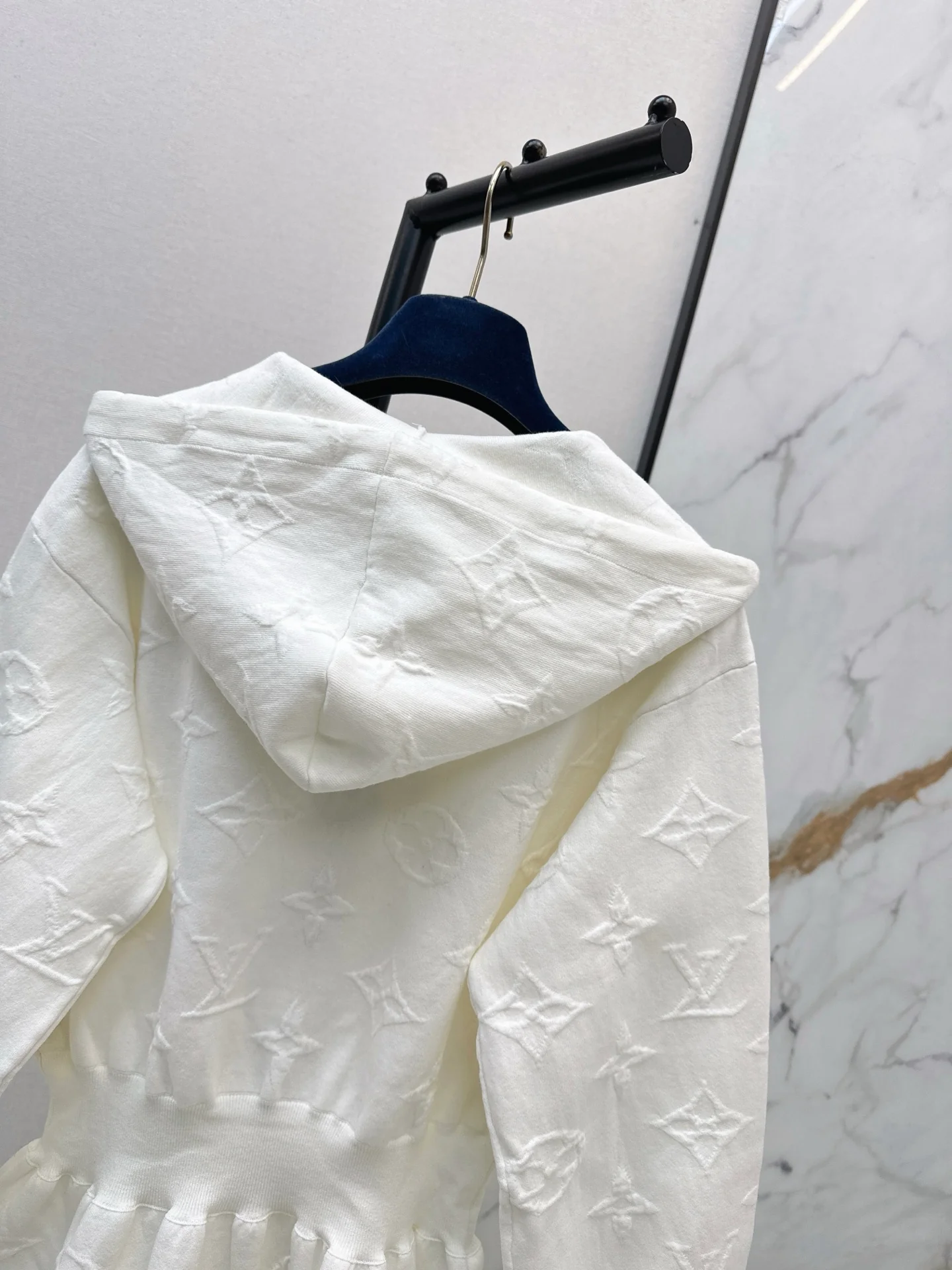 Louis 25fw hooded jacket