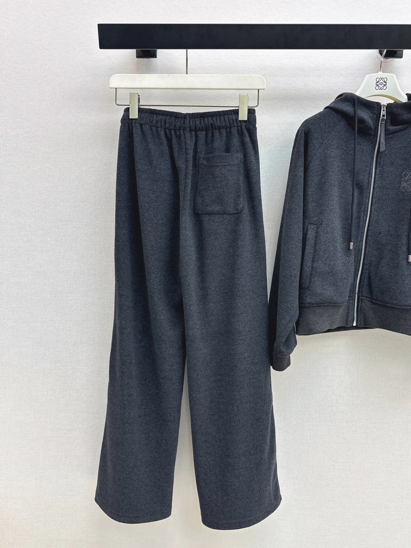 Loe 26ss outfit sets hooded jacket +pant