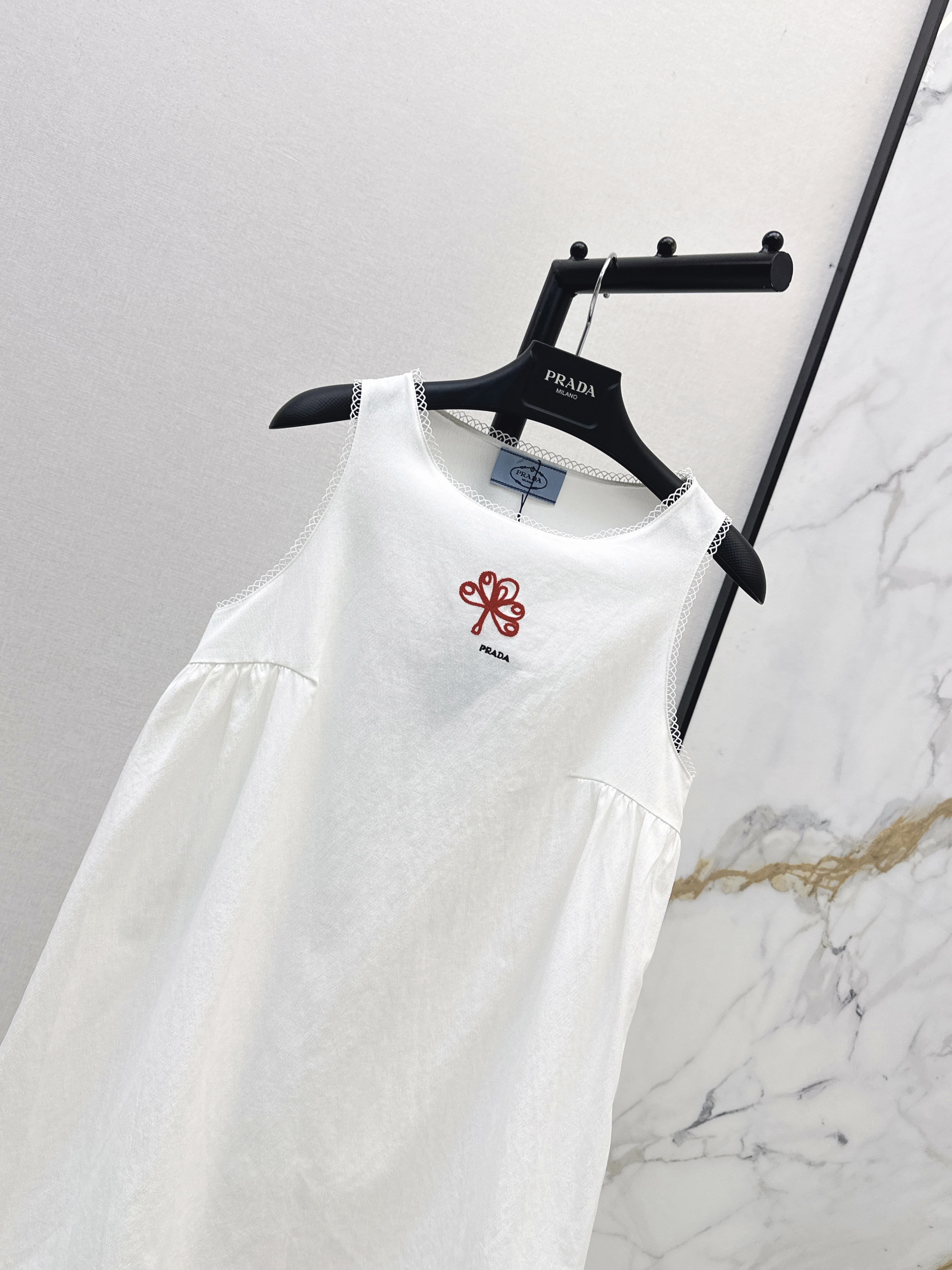 Pra 26ss embroidery sleeveless dress