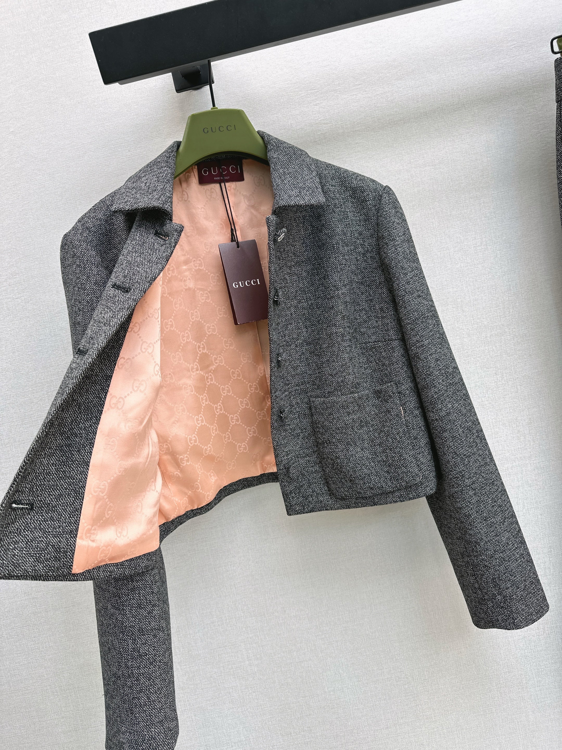 Gucc 26ss turn down jacket