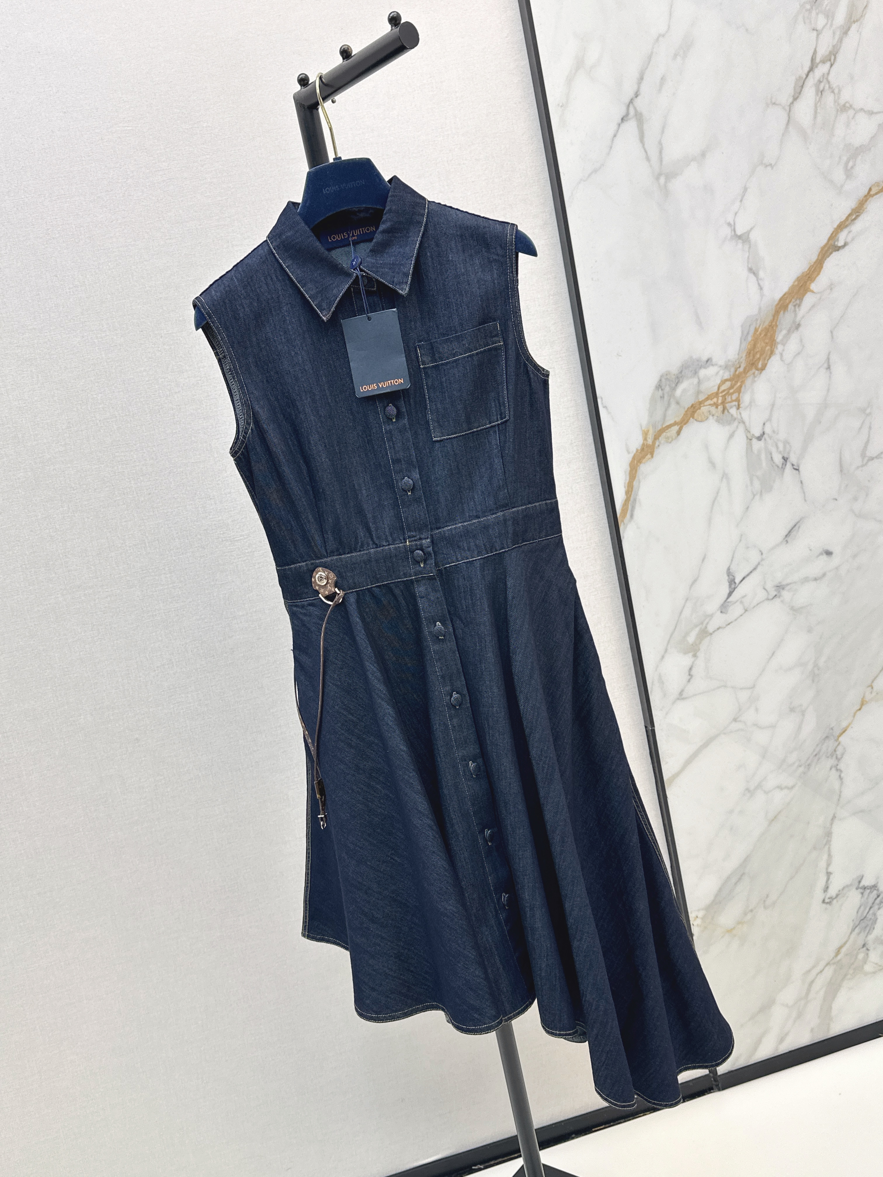 Louis 26ss Sleeveless Denim Shirt Dress