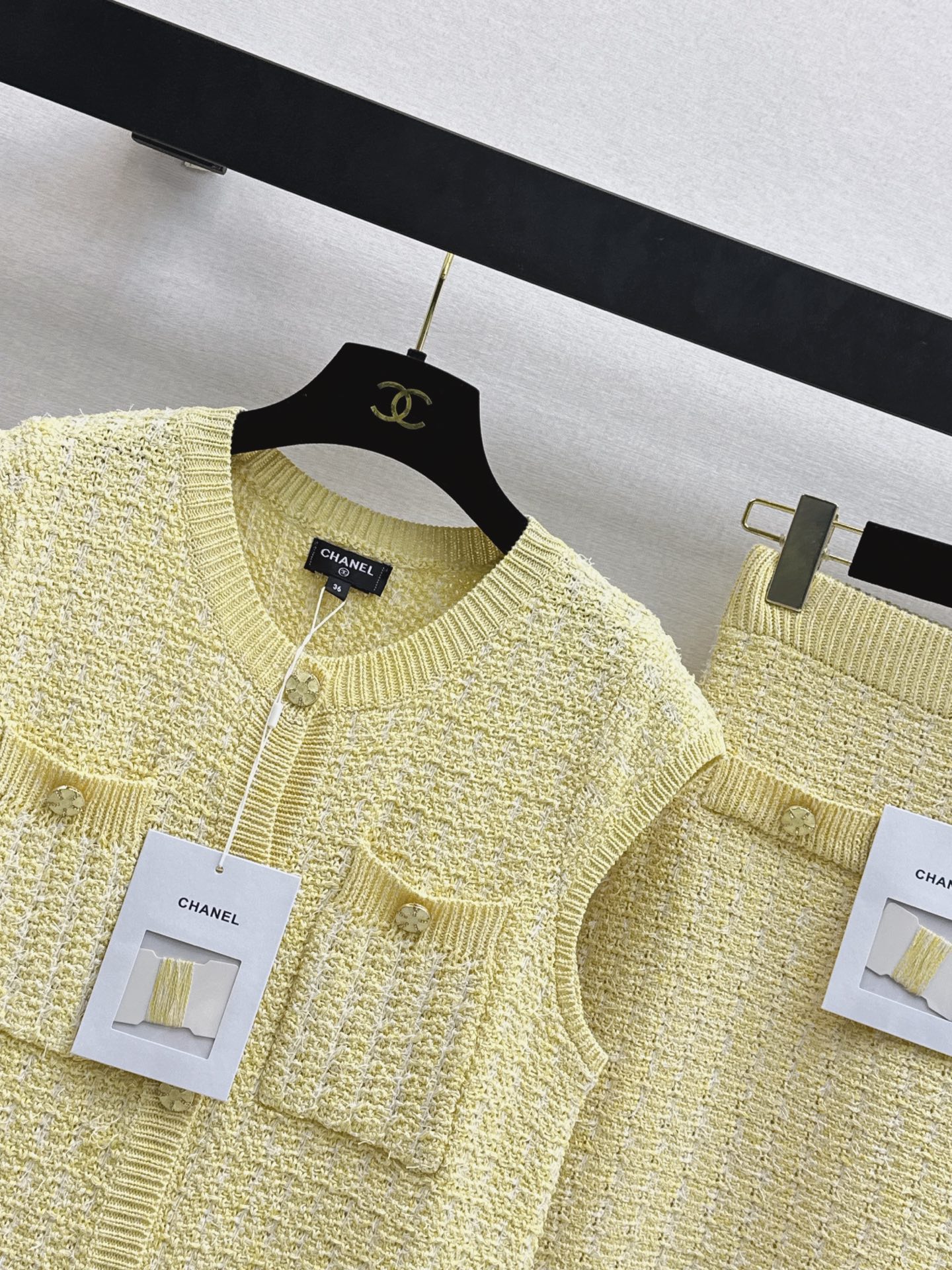 Chan 26ss sleeveless knit cardigan skirt set