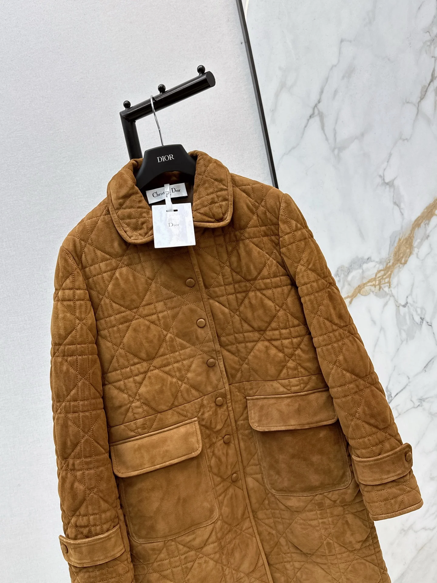 CD 25fw suede padded long jacket